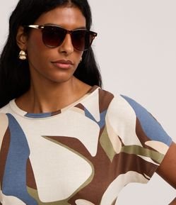 Blusa em Viscose com Estampa Abstrata