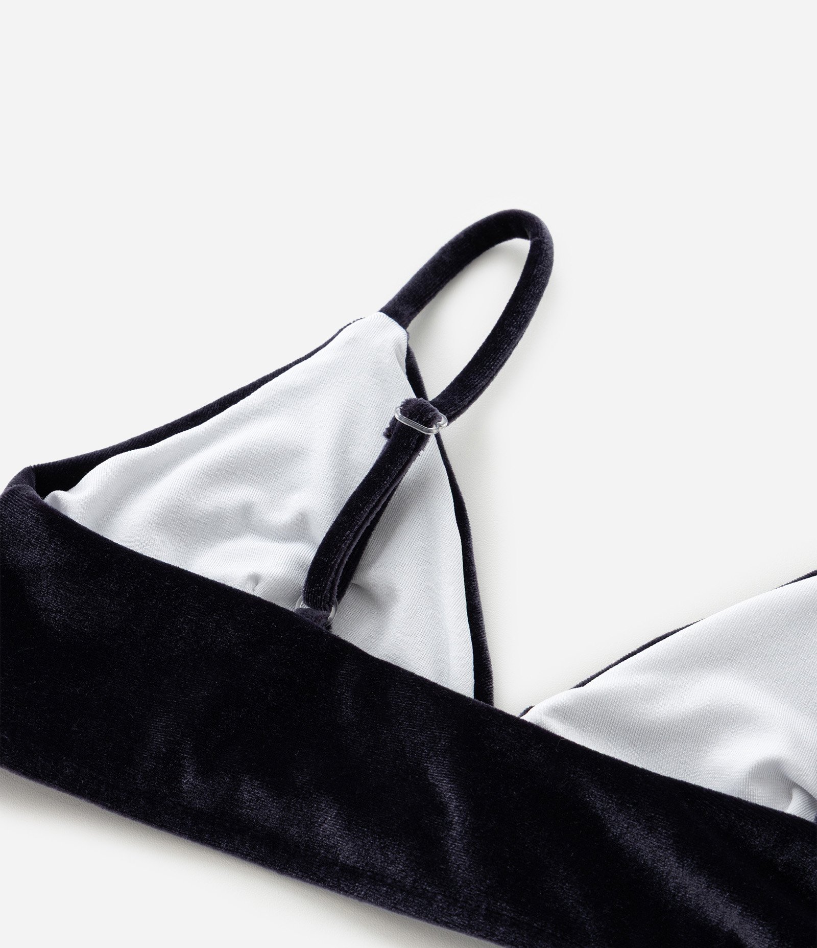 Biquini Infantil em Microfibra - Tam 10 a 16 Anos
 10 ao 16 Preto 7