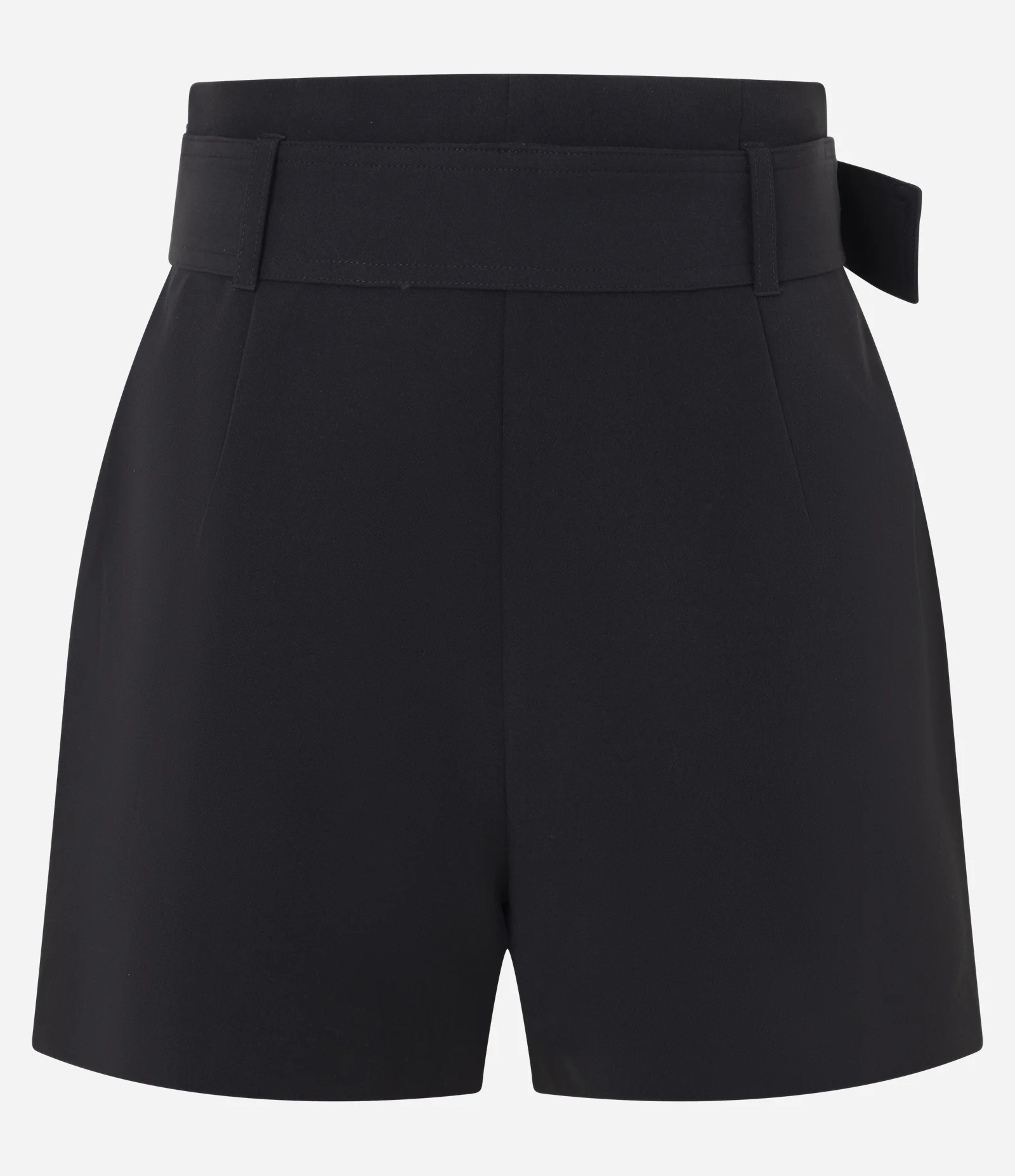Short Alfaiatado com Pregas e Cinto Preto 6