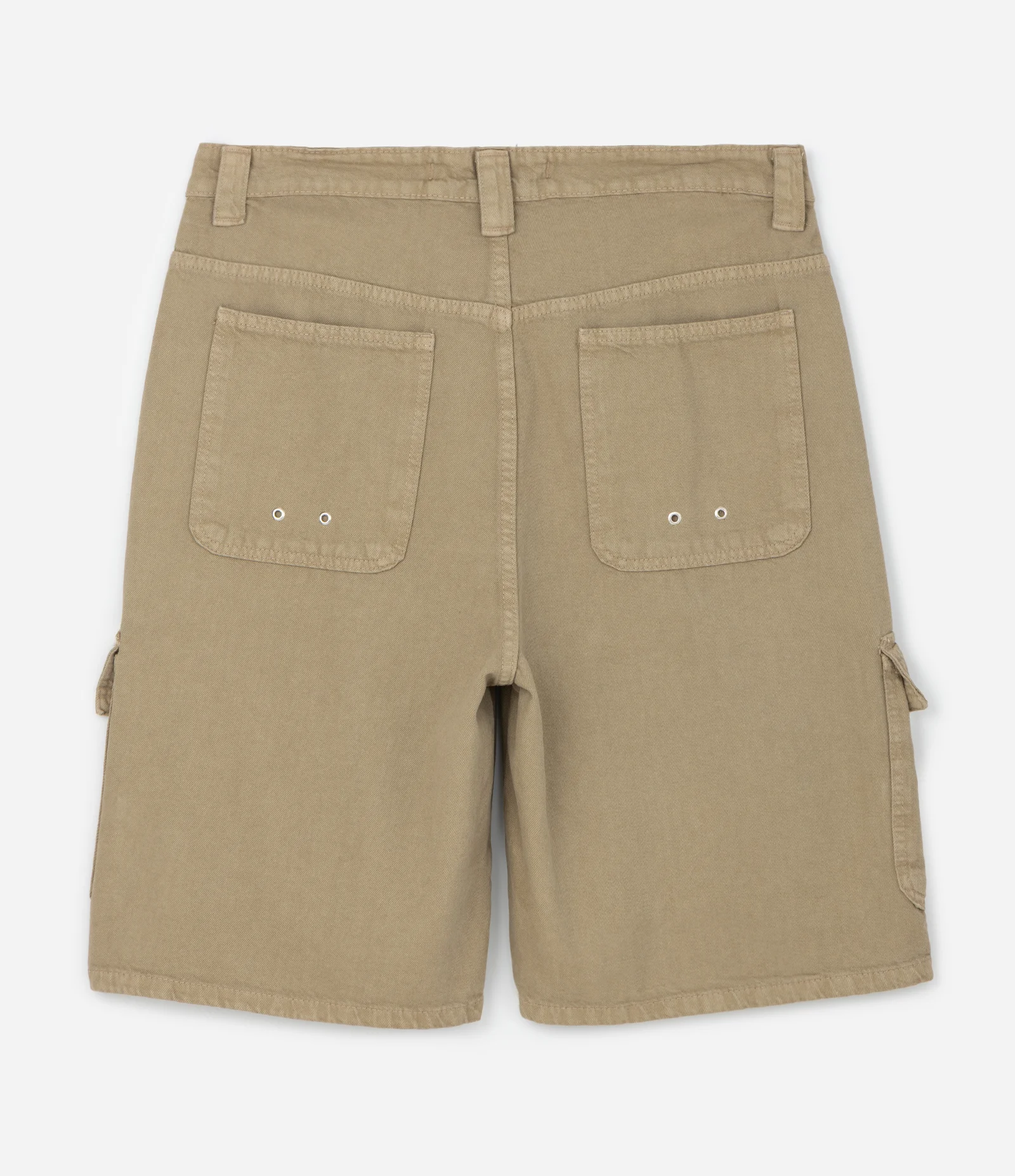 Bermuda Baggy em Sarja com Bolso Cargo e Detalhes de Ilhós Marrom Claro 2