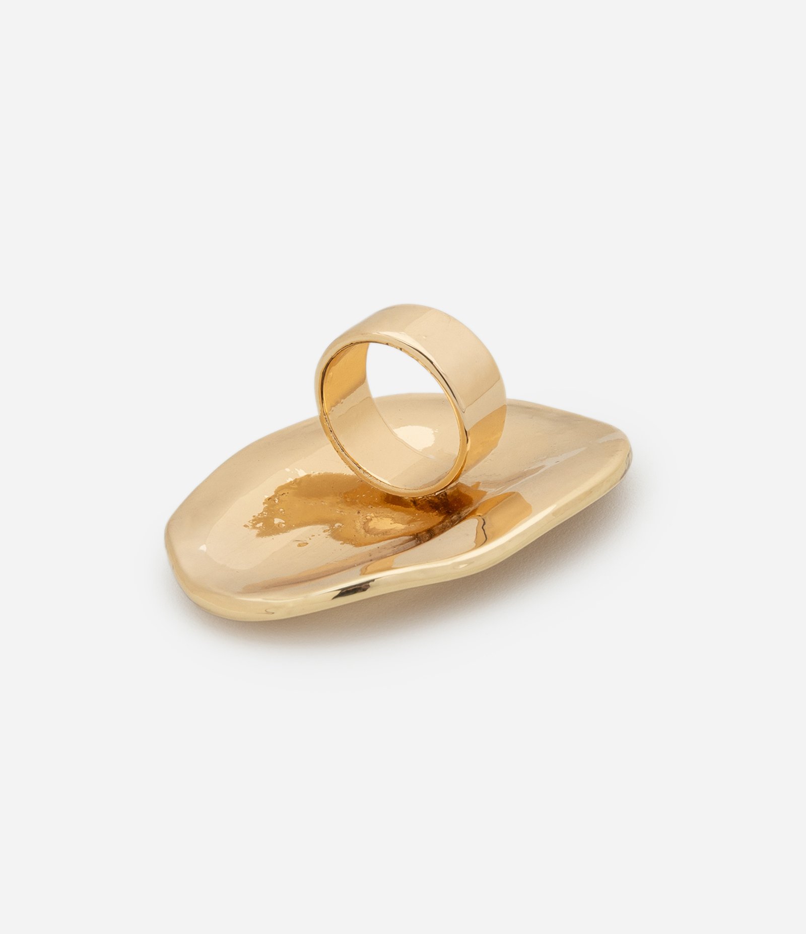 Maxi Anel Chapa com Efeito Martelado Dourado 3