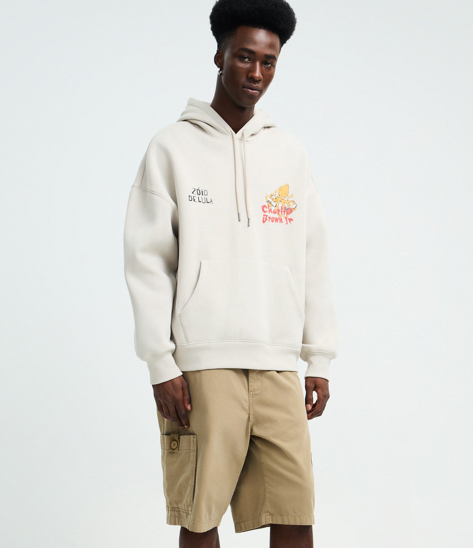 Bermuda Baggy em Sarja com Bolso Cargo Marrom 4