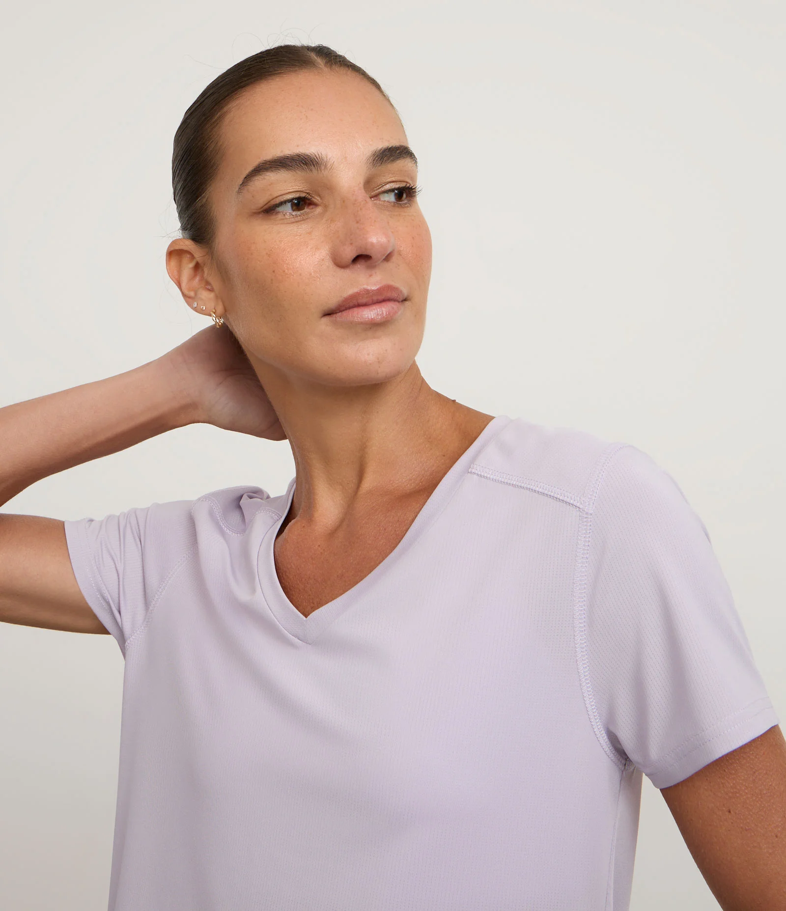 Camiseta Esportiva em Microfibra Furadinha com Barra Mullet Lilás 1