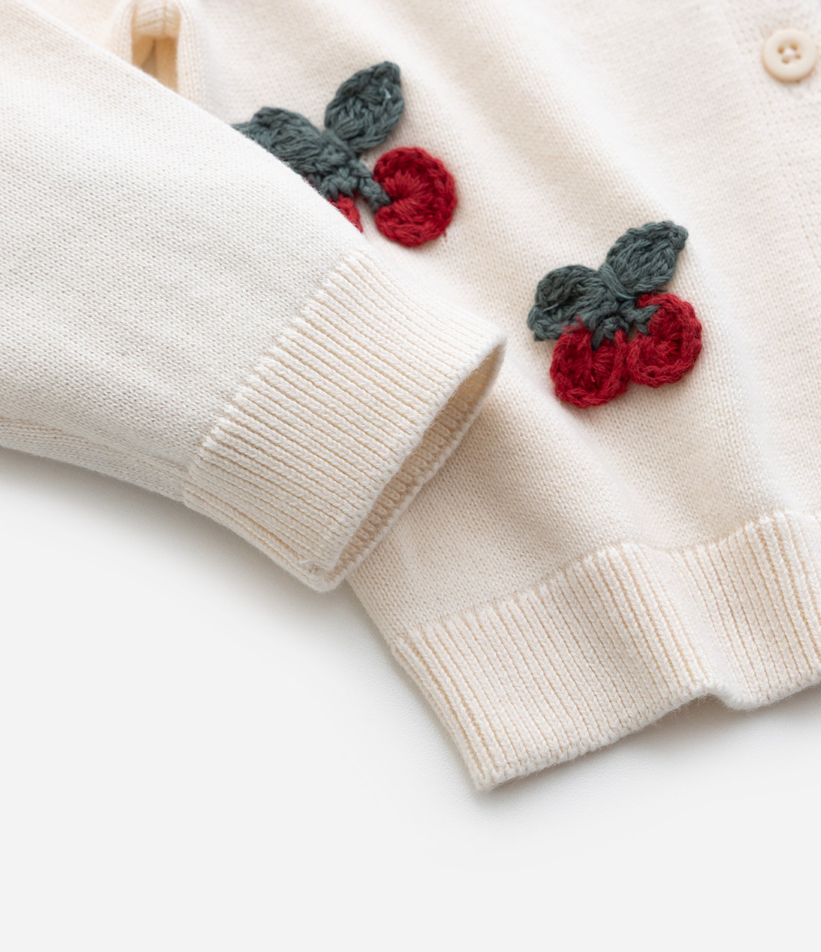 Cardigan Infantil em Algodão com Cereja Bordado - TAM 0 A 18 meses Creme 4