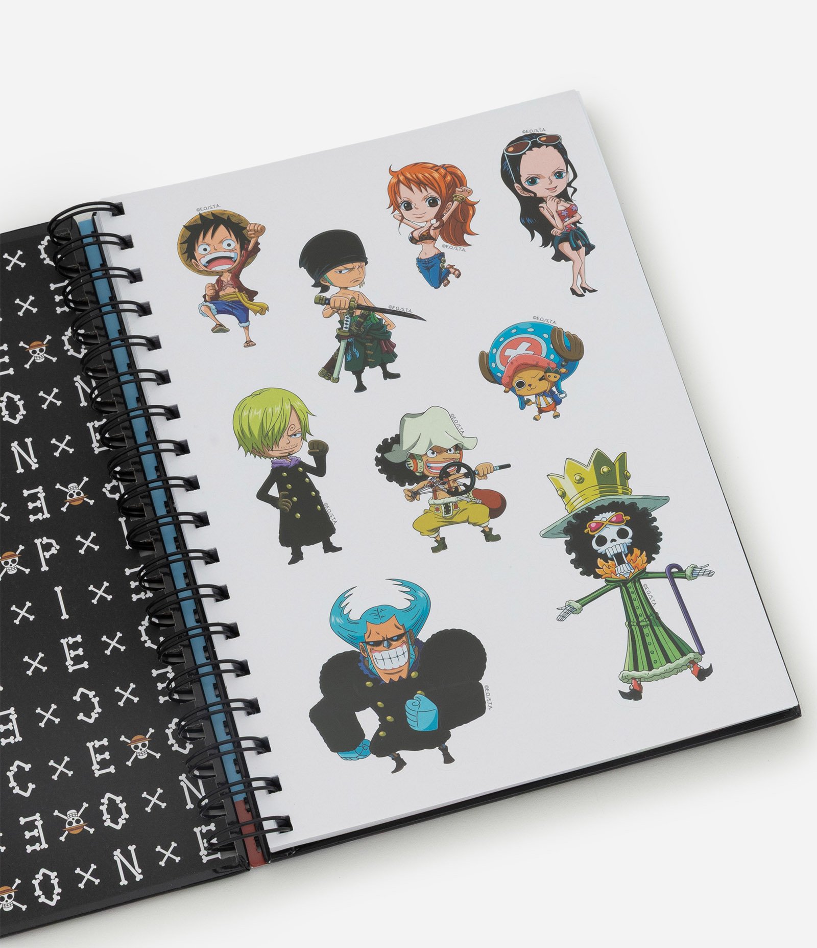Caderno em Papel com Elástico e Estampa One Piece Preto 4