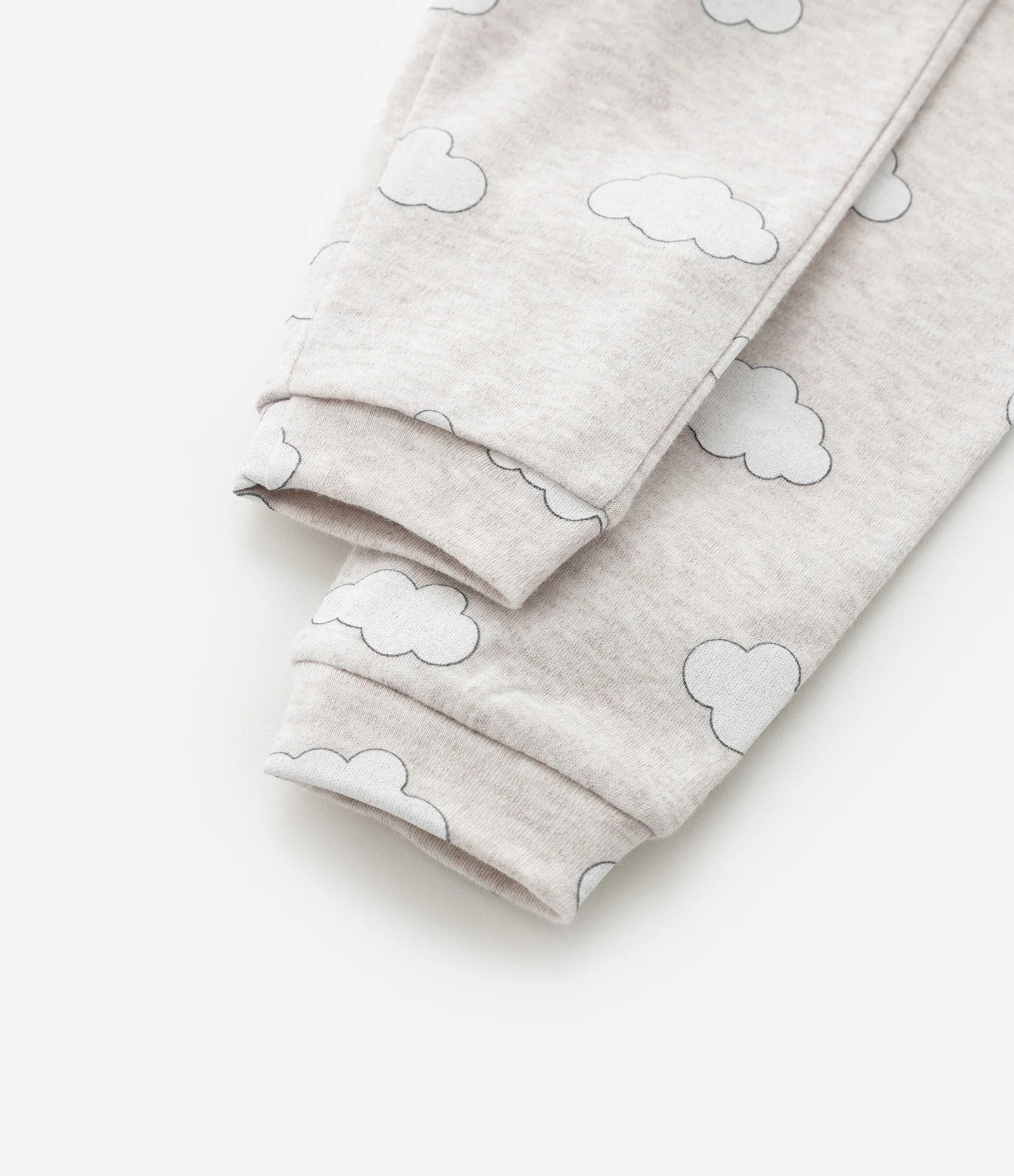 Conjunto Infantil Body com Calça Bordada de Nuvem – Tam RN a 18 Meses Branco 12