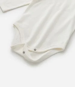 Conjunto Infantil Body com Calça Bordada de Nuvem – Tam RN a 18 Meses