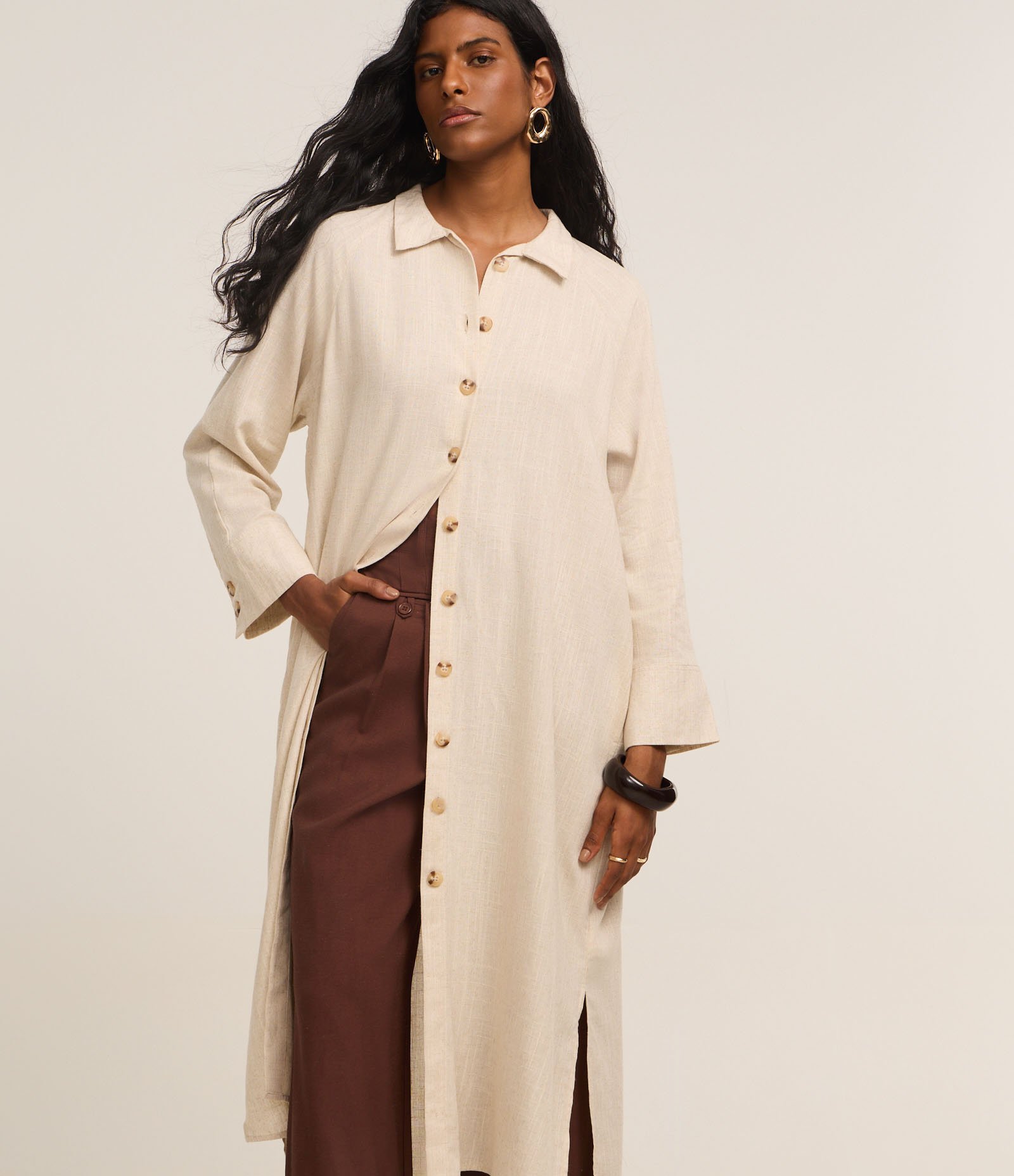 Vestido Reto Chemise em Viscolinho com Manga 7/8 Bege 1