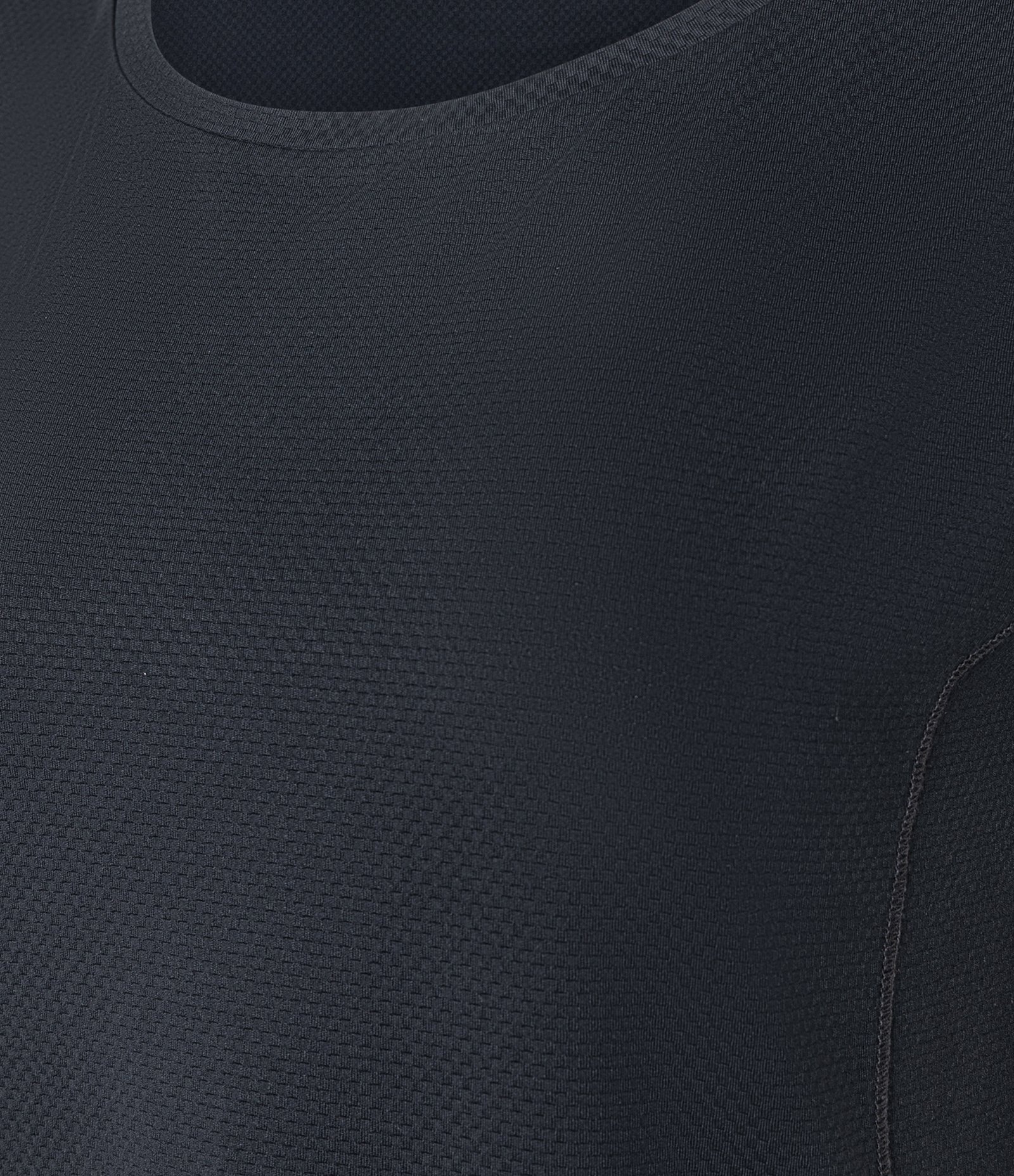 Camiseta Esportiva em Microfibra Texturizada Preto 2