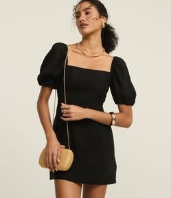 Vestido Reto Curto em Tricoline com Manga Bufante