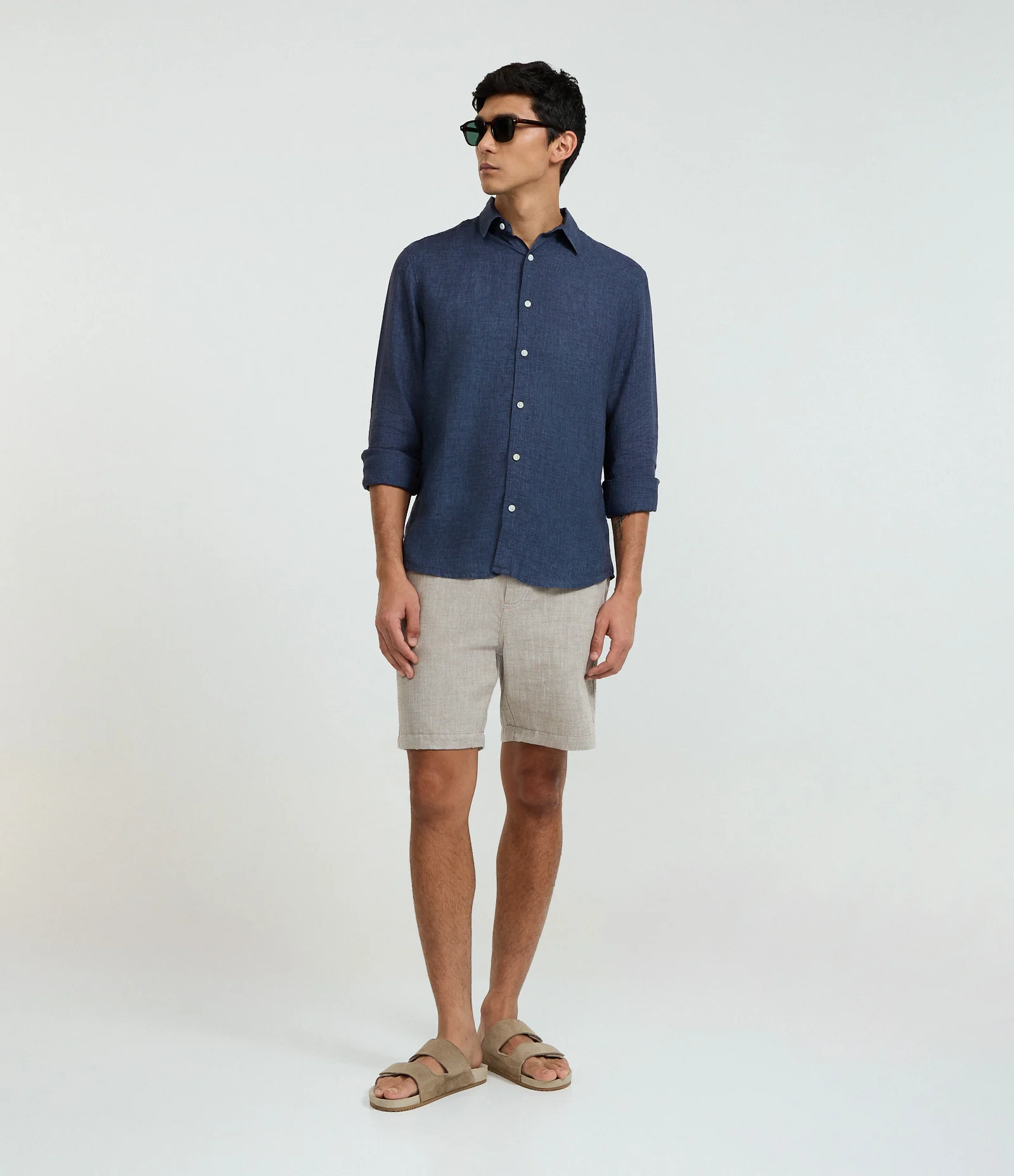 Camisa Comfort em Linho Puro com Gola Colarinho Azul Marinho 2