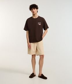 Bermuda Reta Loose em Sarja com Bolso