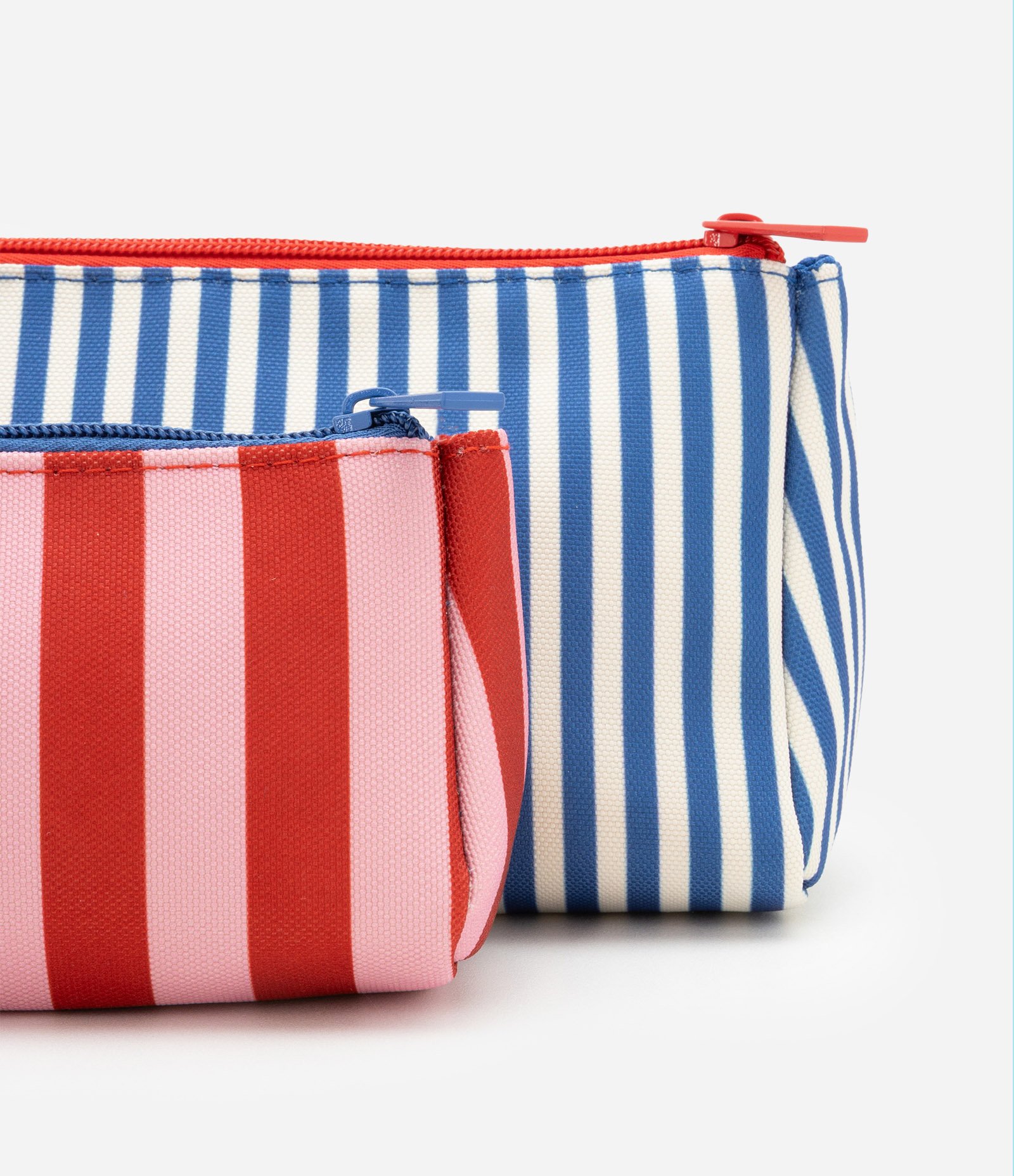 Kit 03 Nécessaires com Tamanhos Diversos com Listras Contrastantes Multicores 4