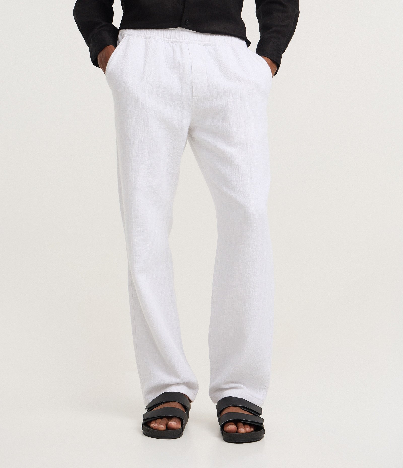 Calça Básica e Texturizada em Cotton com Cós Elástico Branco 2
