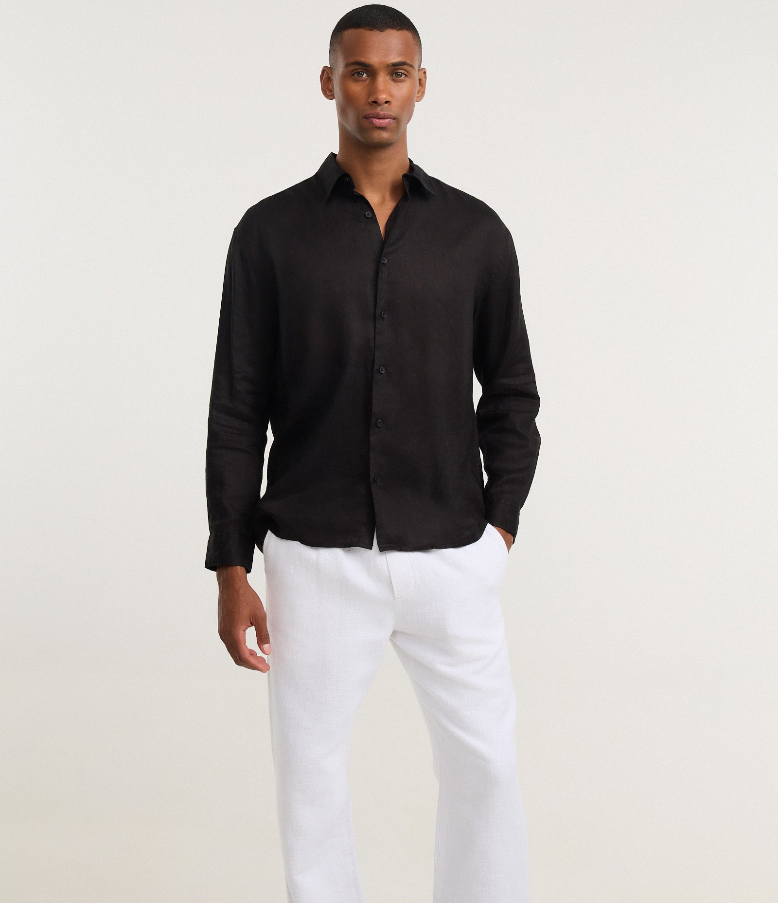 Calça Básica e Texturizada em Cotton com Cós Elástico Branco 4