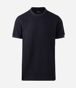 Camiseta Regular em Algodão com Textura Vertical