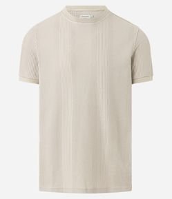Camiseta Regular em Algodão com Textura Vertical