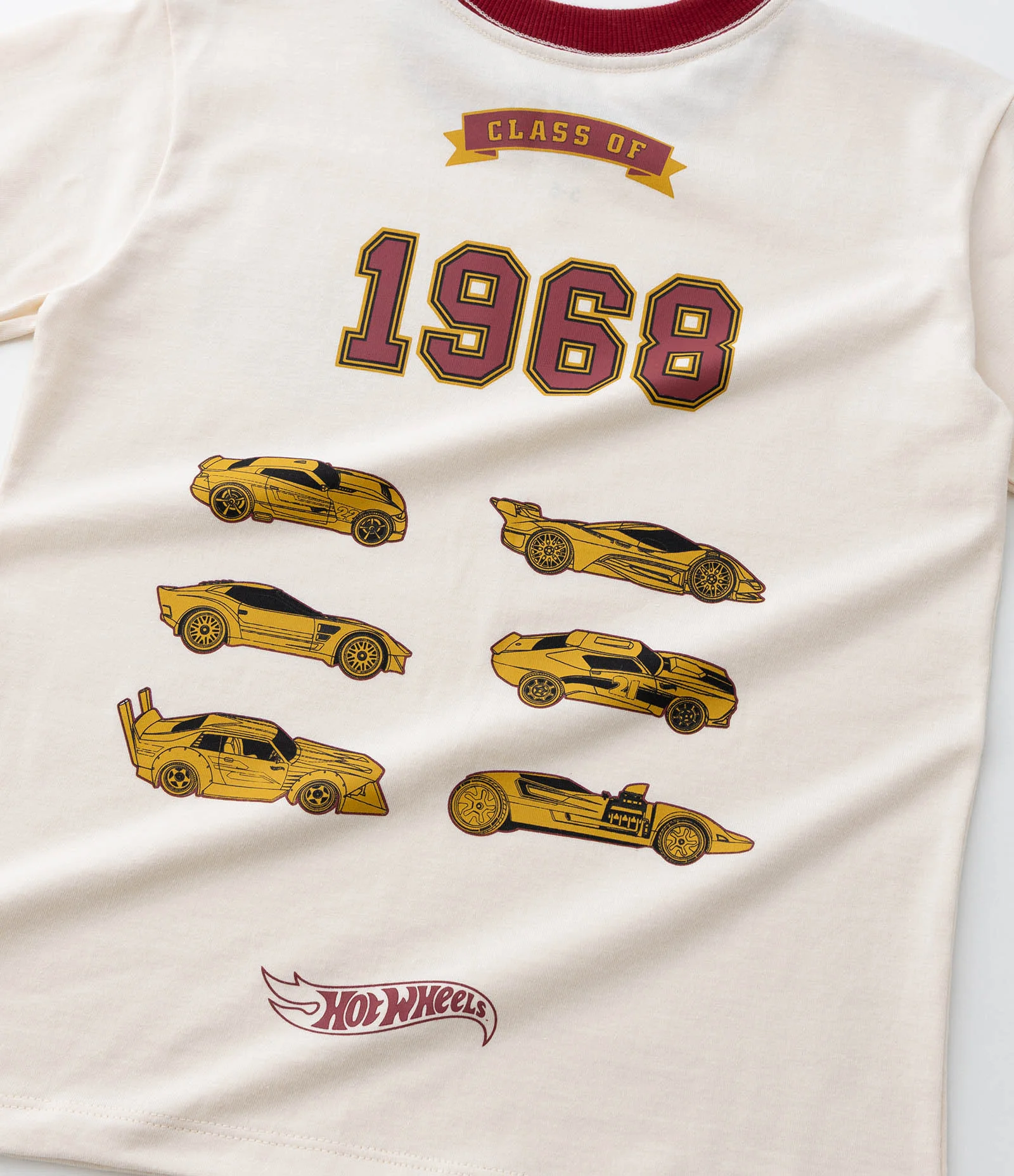 Camiseta Infantil com Estampa e Lettering Hot Wheels - Tam 4 a 10 Anos Bege 4