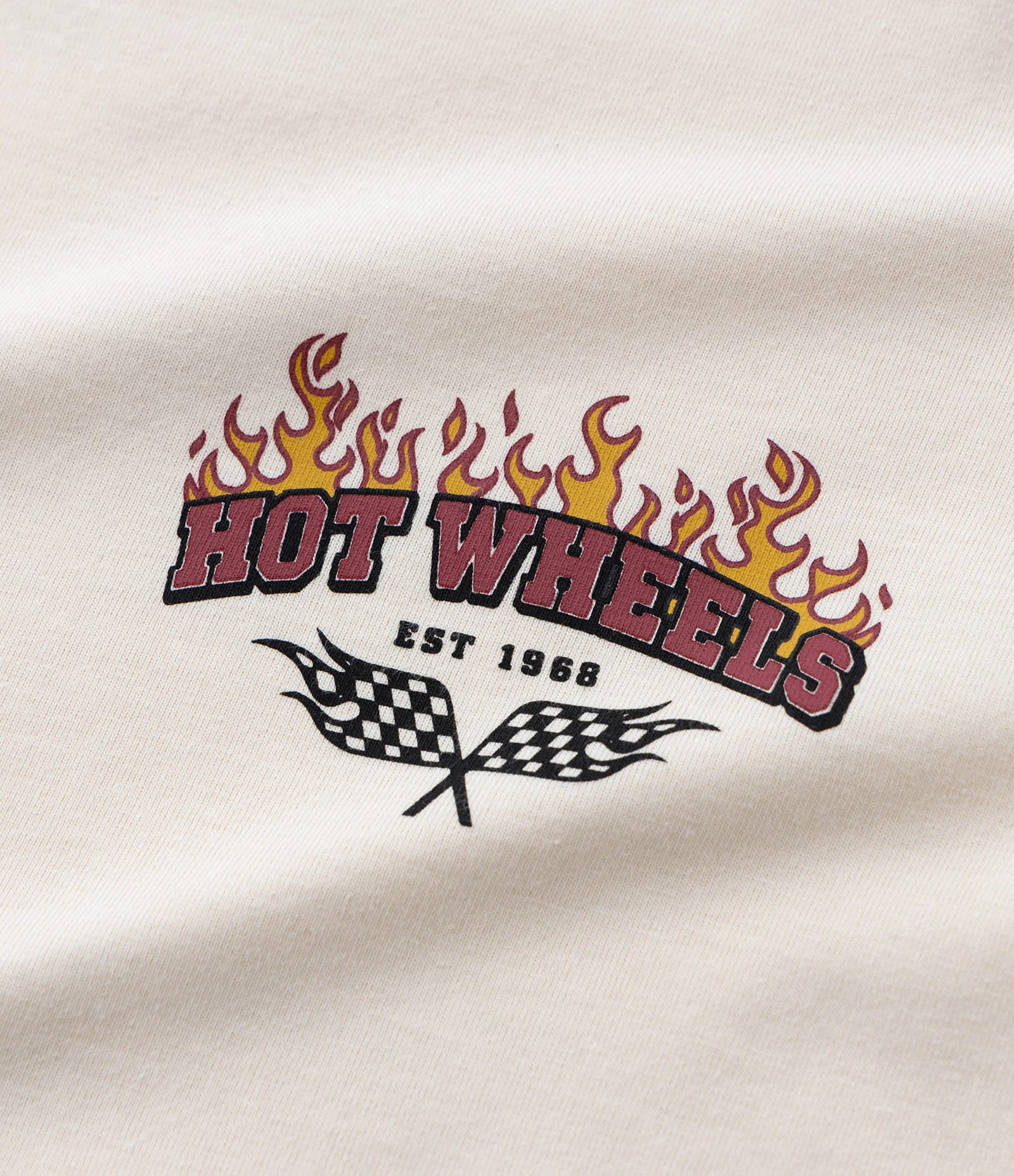 Camiseta Infantil com Estampa e Lettering Hot Wheels - Tam 4 a 10 Anos Bege 7