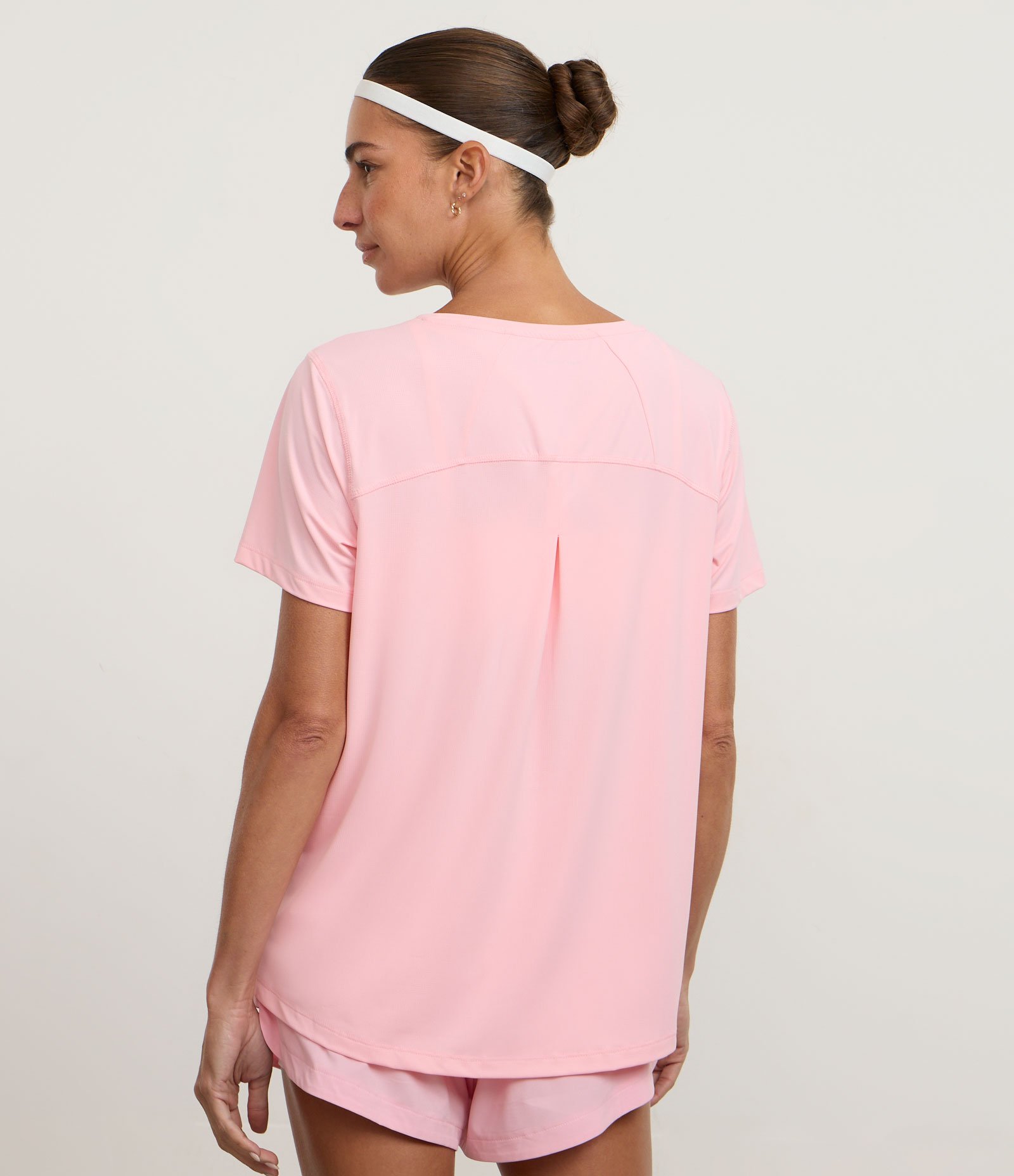 Camiseta Esportiva Manga Curta em Poliamida Rosa 4