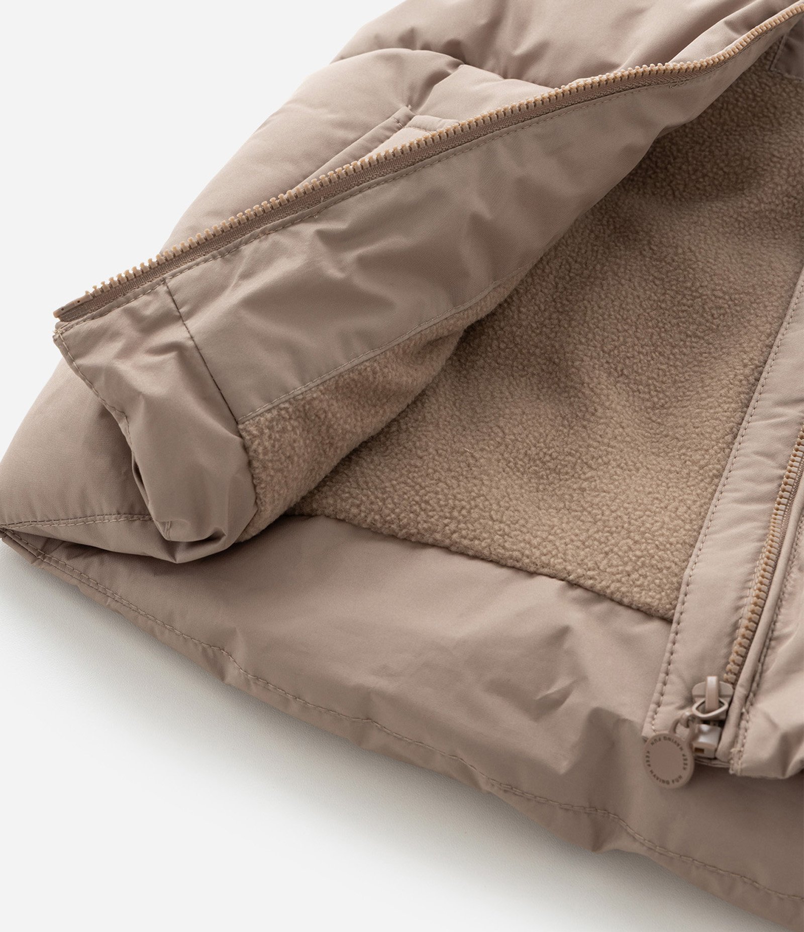 Colete Puffer Infantil com Bolsos de Lapela – Tam 1 a 6 Anos Bege 4