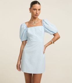 Vestido Curto em Tricoline Listrado com Manga Bufante e Brilhinhos