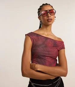 Blusa em Tule Ombro a Ombro com Estampa Abstrata