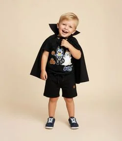 Camiseta Infantil com Capa Bluey Halloween - Tam 2 a 6 Anos