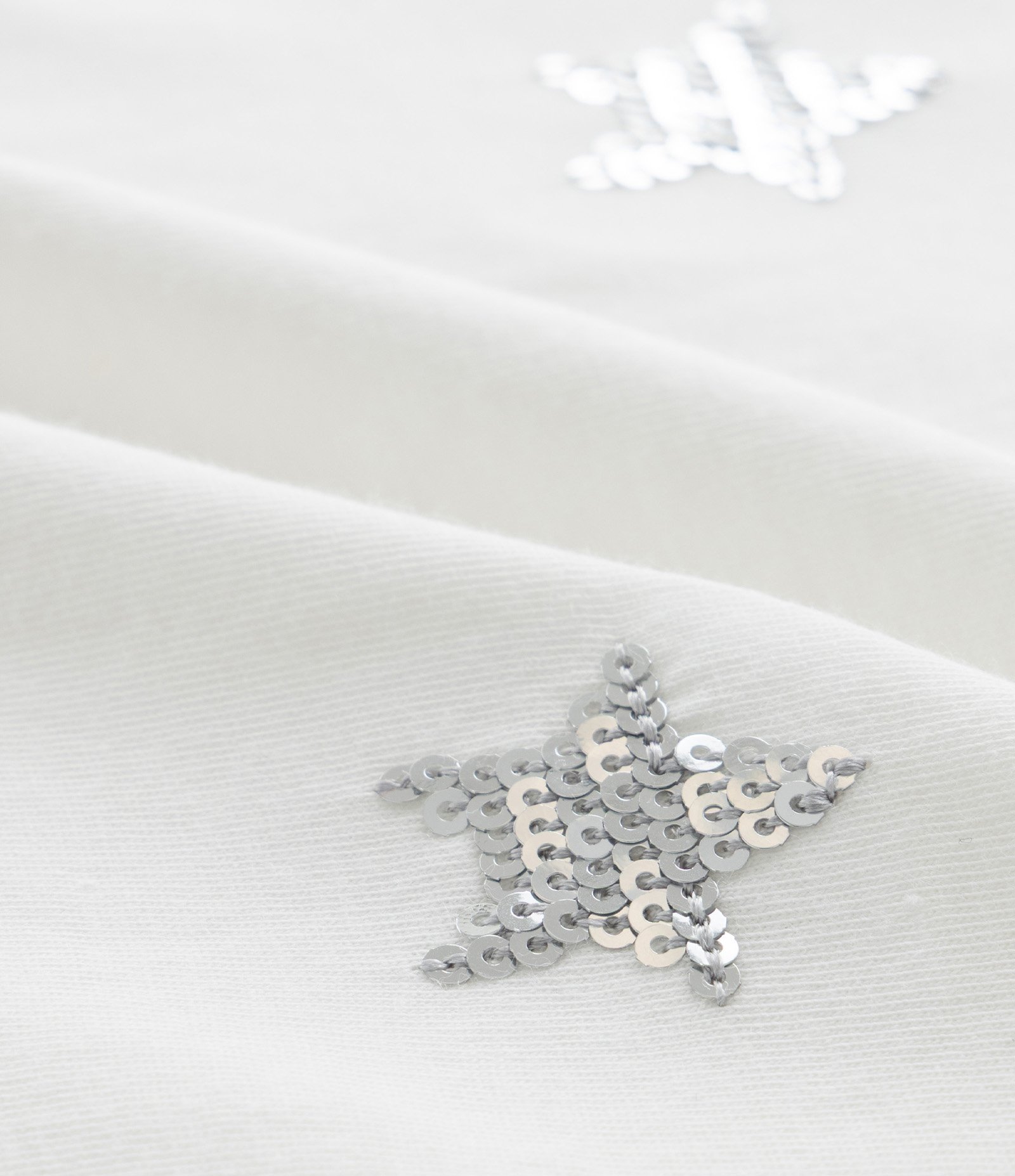 Camiseta Curta Infantil com Bordado Estrelas em Paetês - Tam 5 a 14 Anos Branco 3