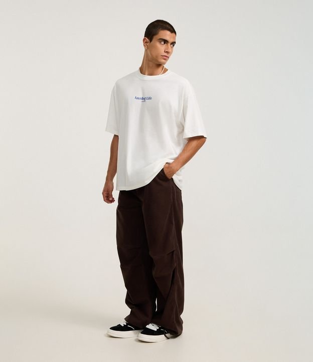 Calça Mega Baggy em Sarja com Ajuste na Barra