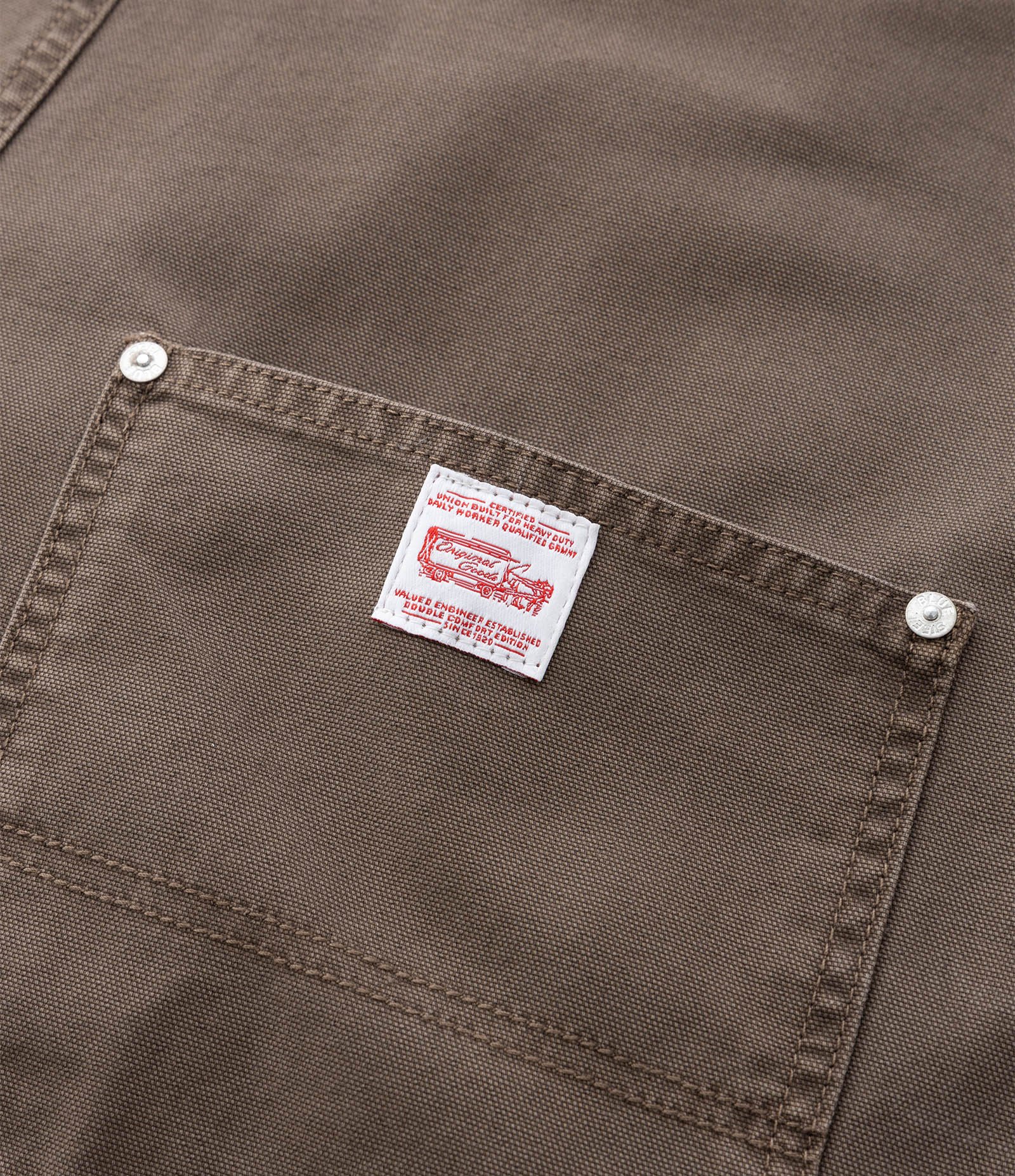 Jardineira de Sarja com Bolso Carpinteiro Marrom 15