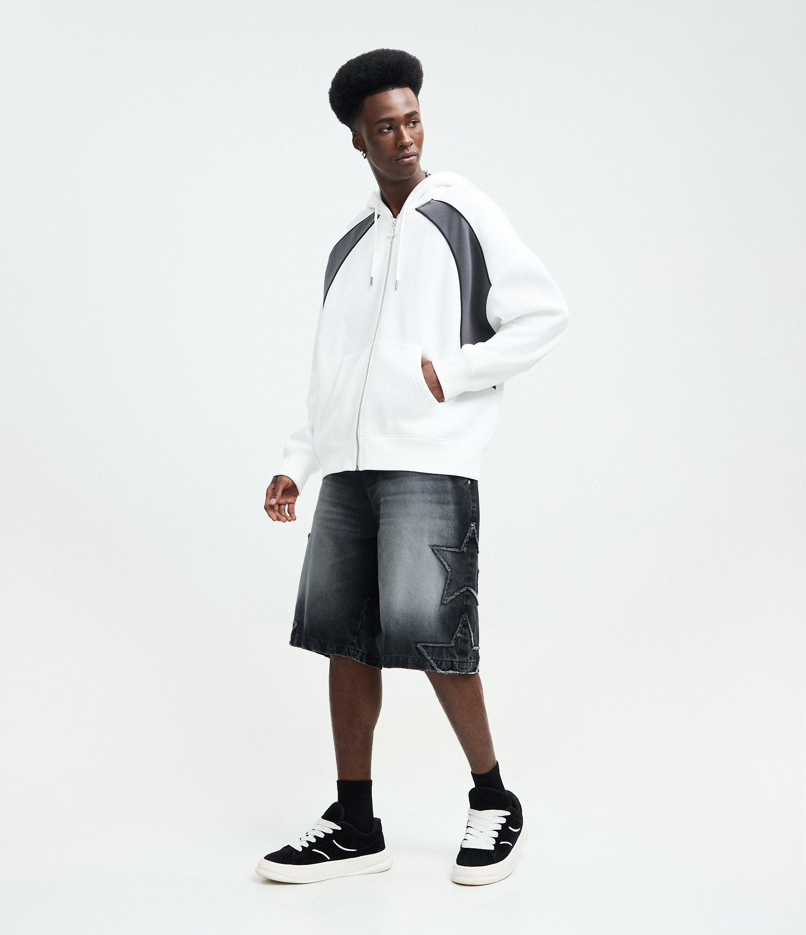 Casaco em Moletom com Recortes Contrastantes Branco 2