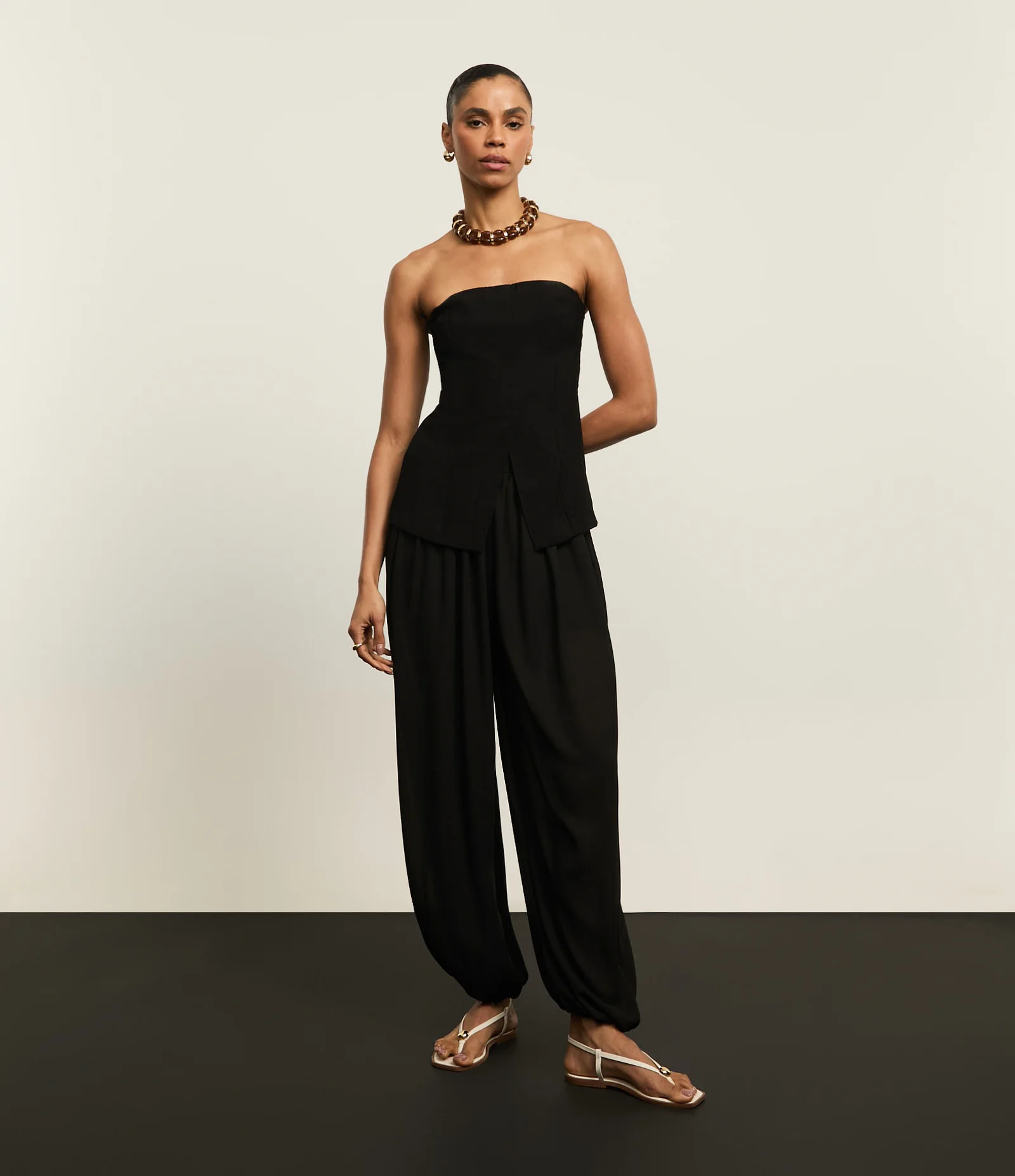 Blusa Corset Alfaiatada com Fenda Preto 2