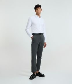 Calça Slim com Cós Elástico e Bolsos