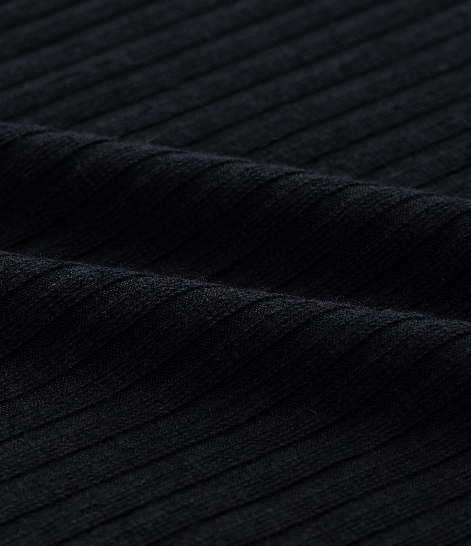 Blusa em Ribana com Manga Bufante Curve & Plus Size Preto 3