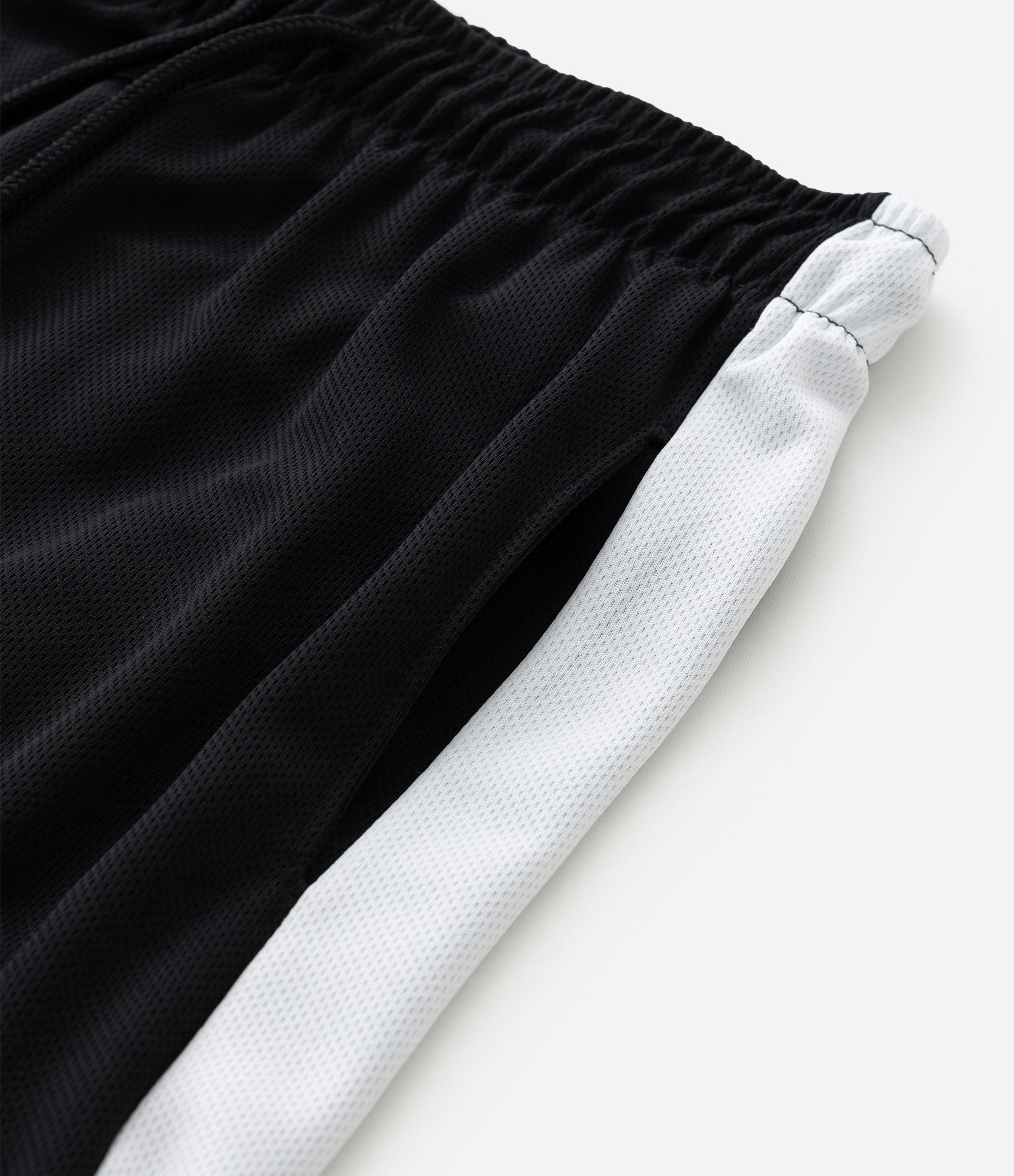 Bermuda Esportiva Infantil com Estampa NFL - Tam 5 a 14 Anos Preto 4