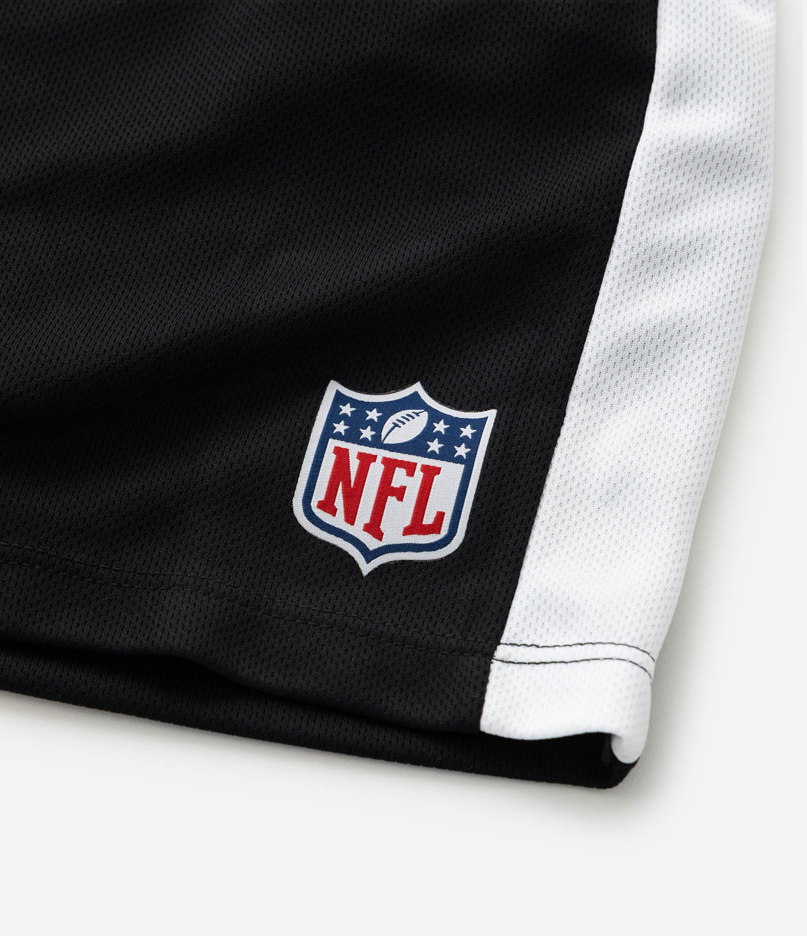 Bermuda Esportiva Infantil com Estampa NFL - Tam 5 a 14 Anos Preto 7