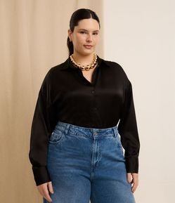 Camisa em Cetim Curve & Plus Size