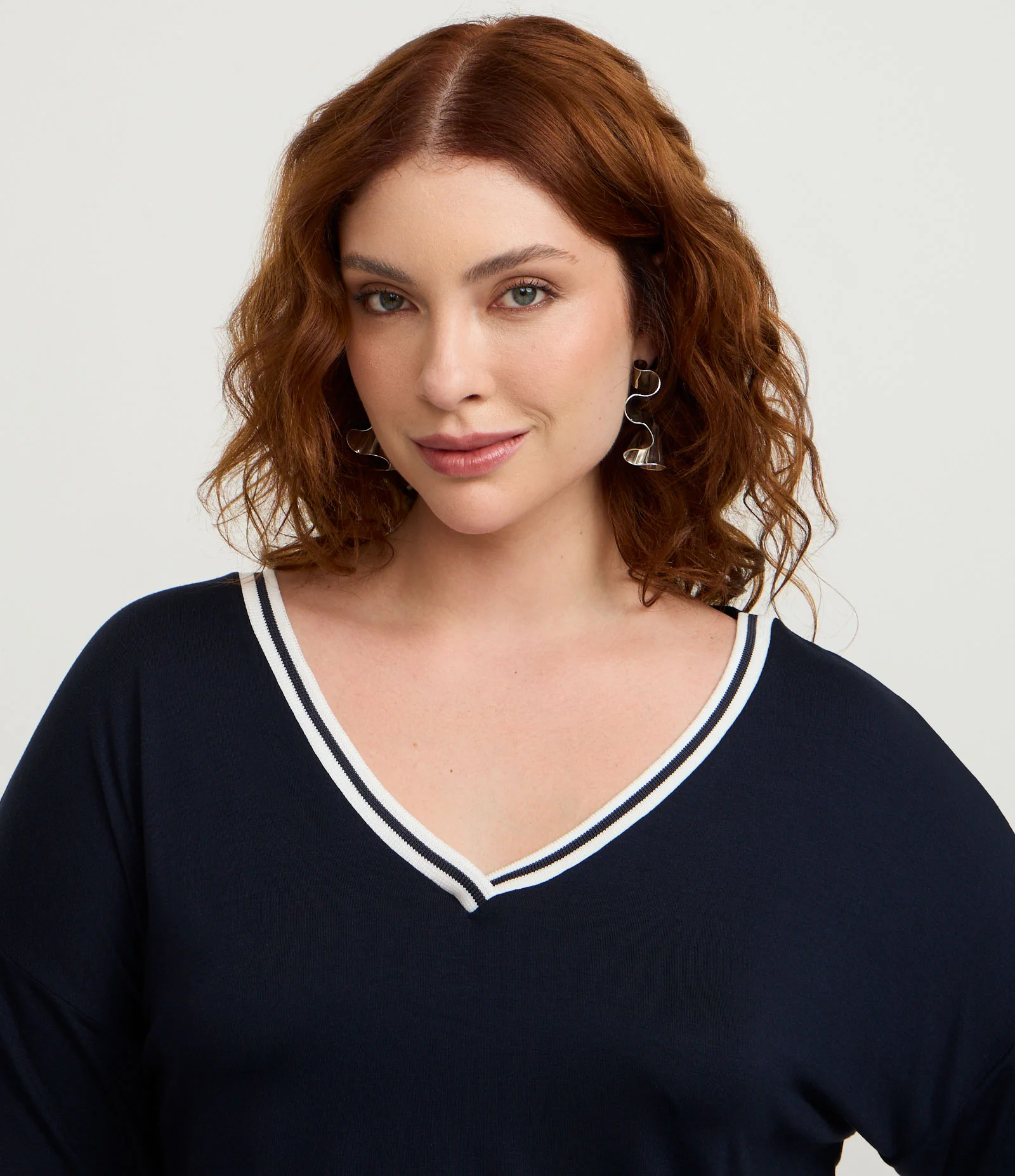 Blusa Alongada em Viscolycra Curve & Plus Size Azul 2