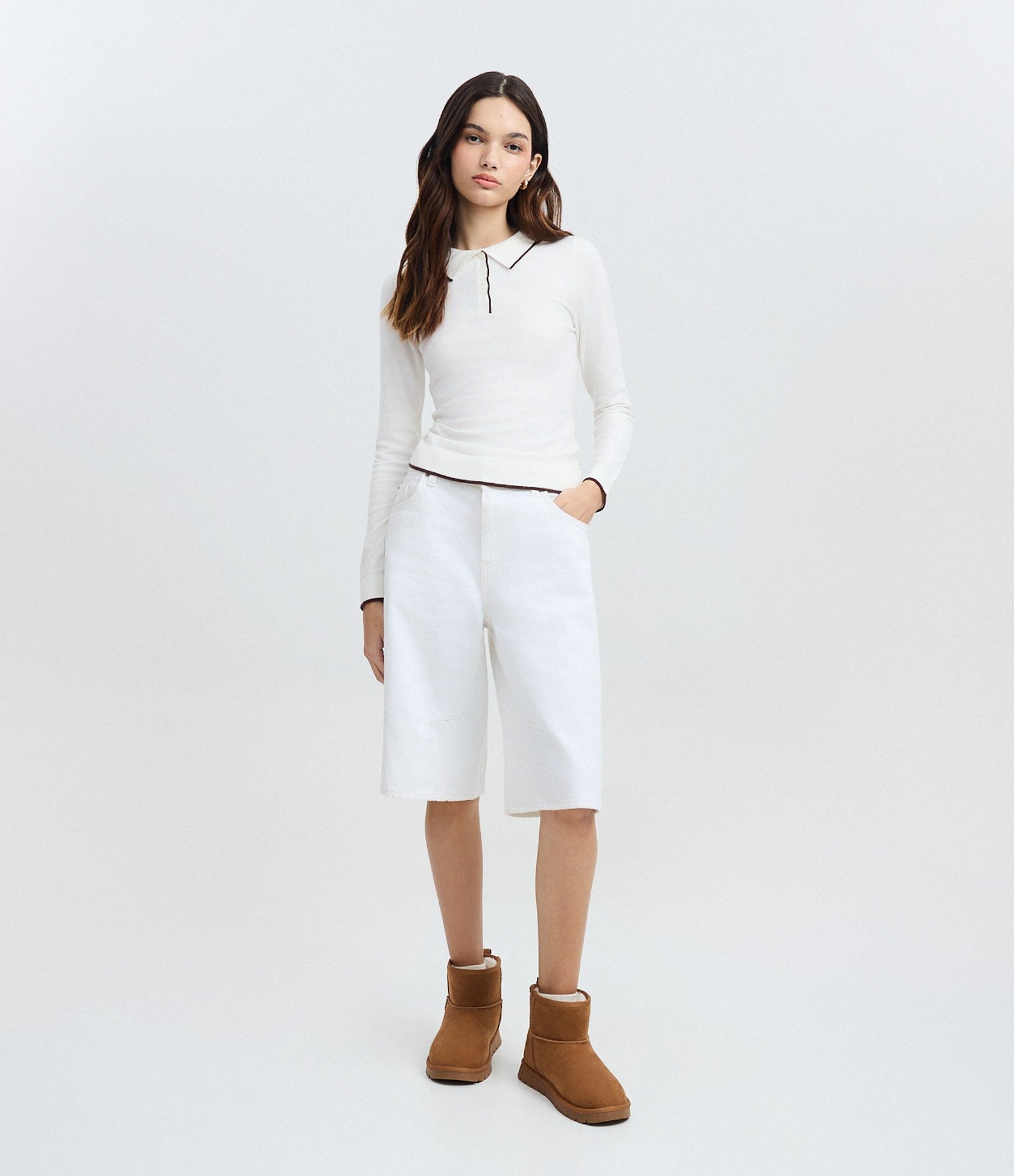 Blusa em Tricô com Gola Polo e Detalhe Contrastante Off White 2