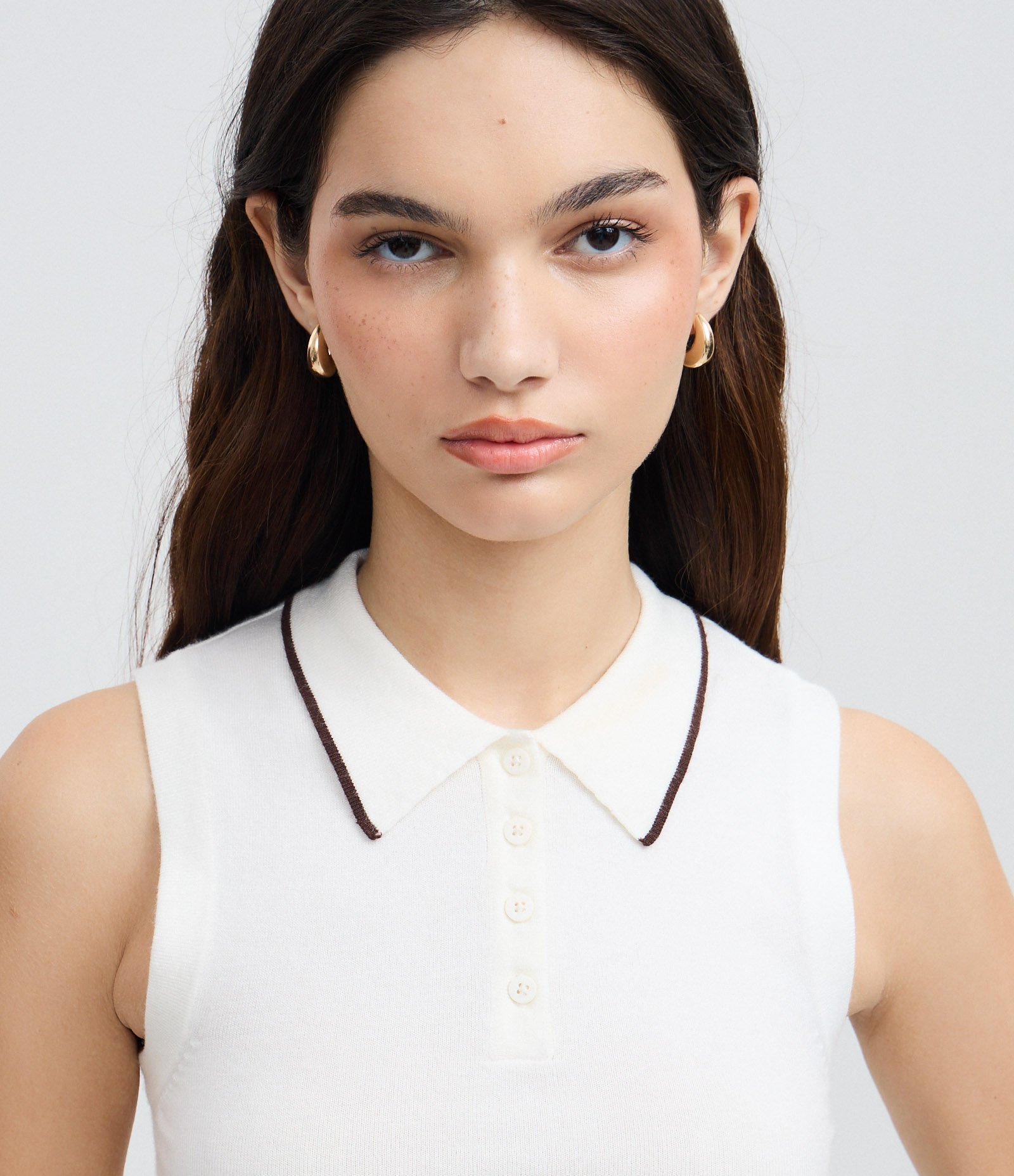 Blusa em Tricô com Gola Polo e Detalhe Contrastante Off White 3