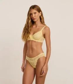 Calcinha Biquíni em Renda Floral