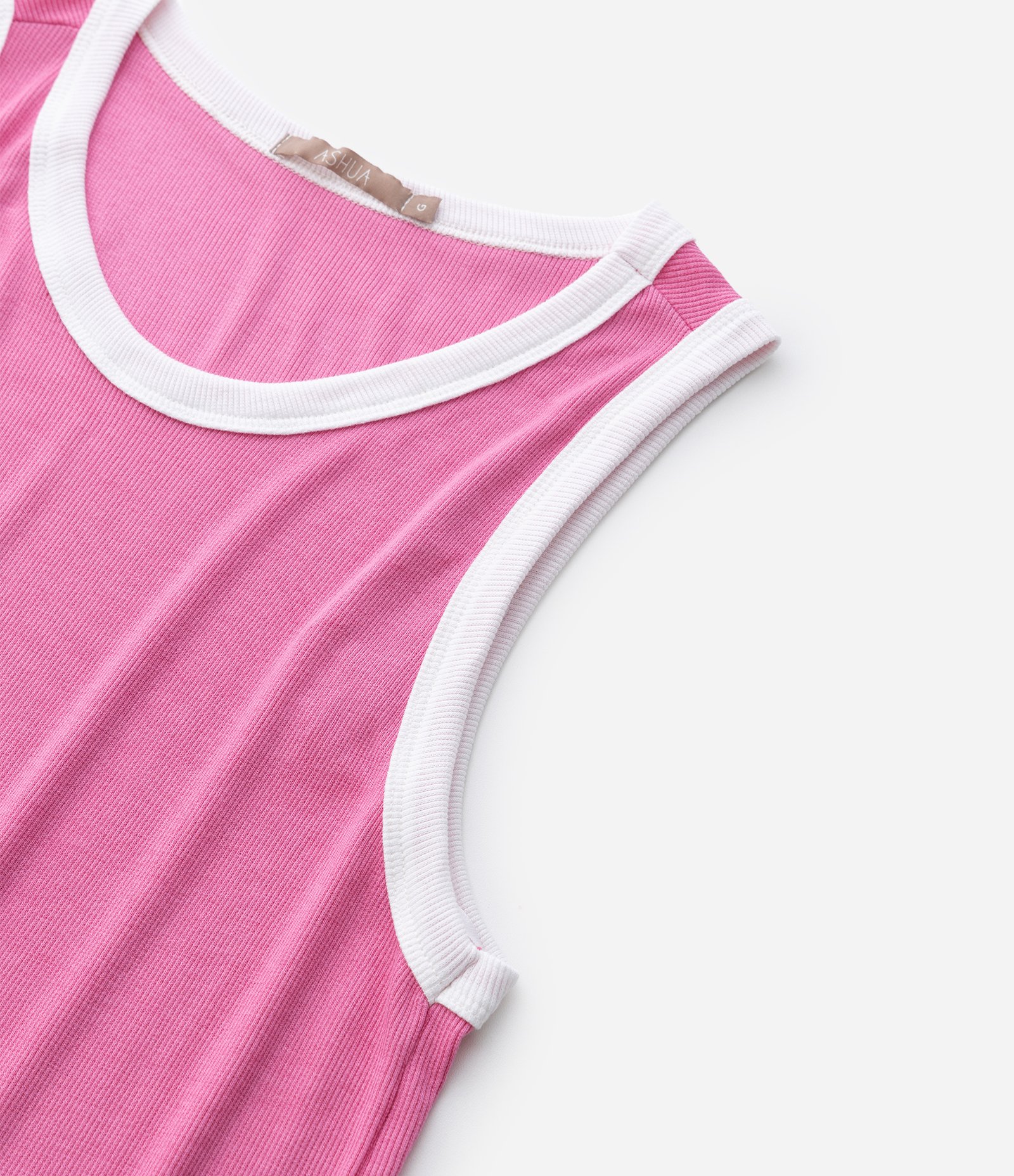 Blusa Regata Canelada com Viés Contrastante Curve & Plus Size Rosa 4