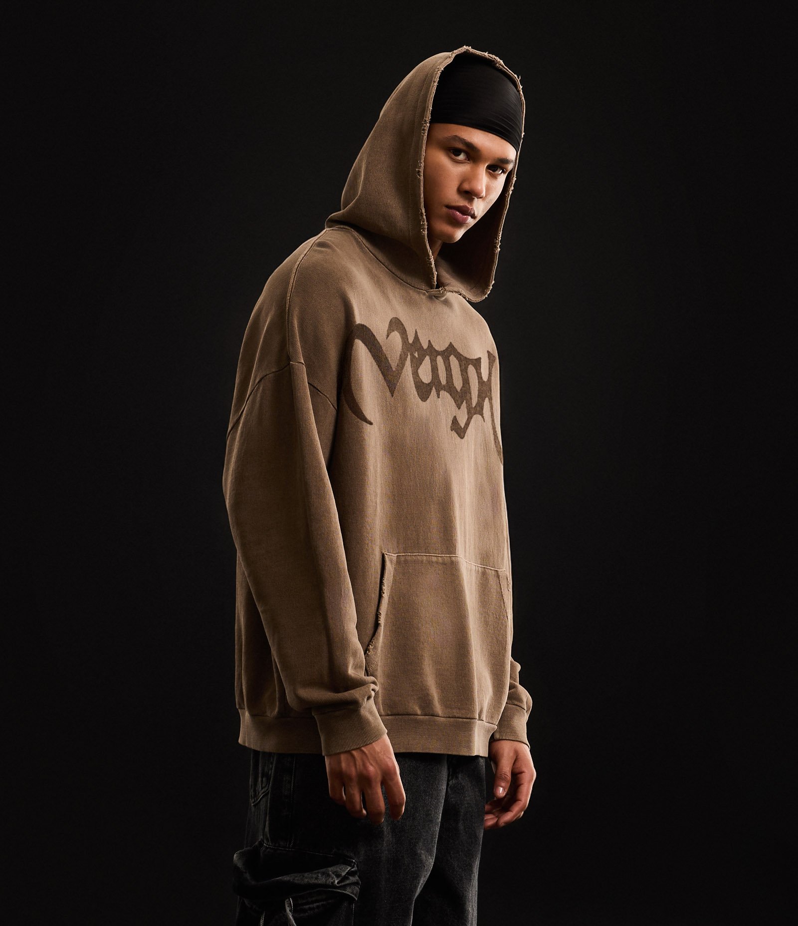 Casaco Boxy em Moletom com Capuz e Lettering Estilizado Veigh Marrom 6