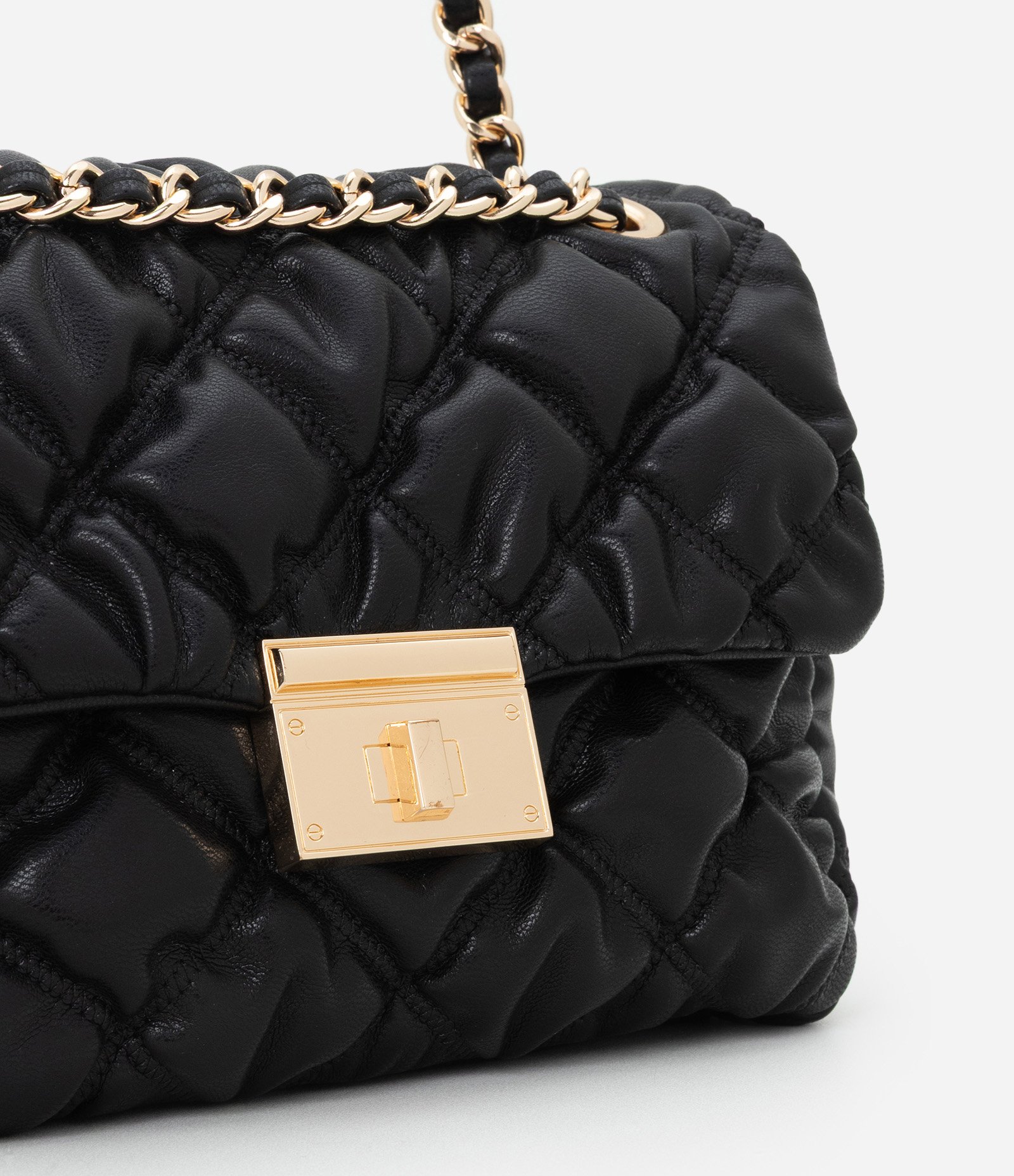 Bolsa Shoulder Média com Textura e Corrente Preto 4