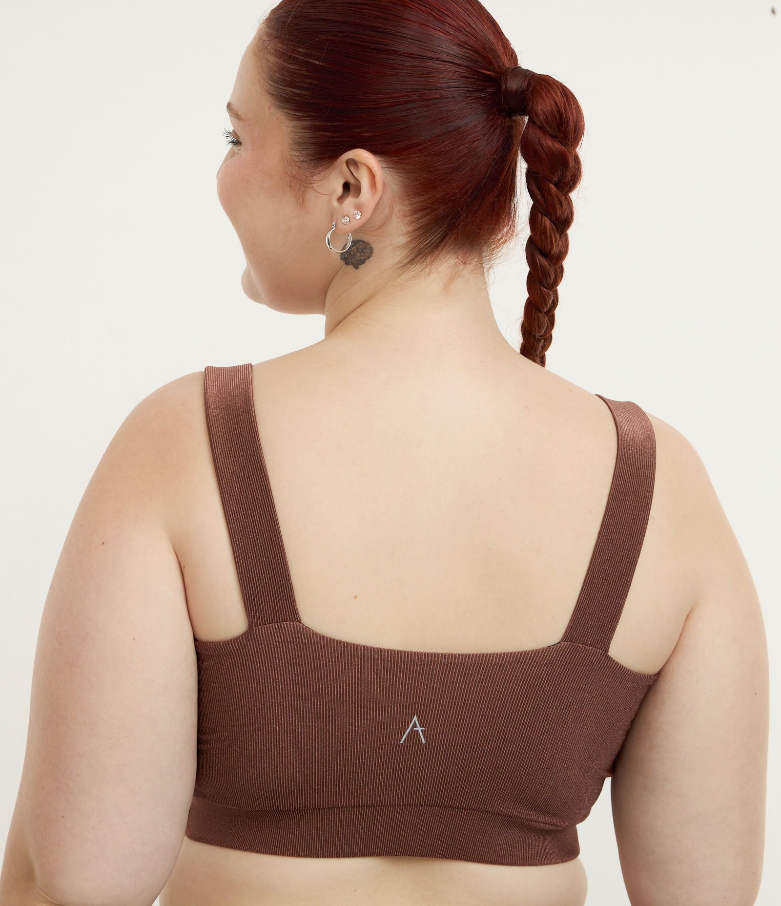 Top Regata Esportivo com Tecnologia Dry Curve e Plus Size Marrom 4