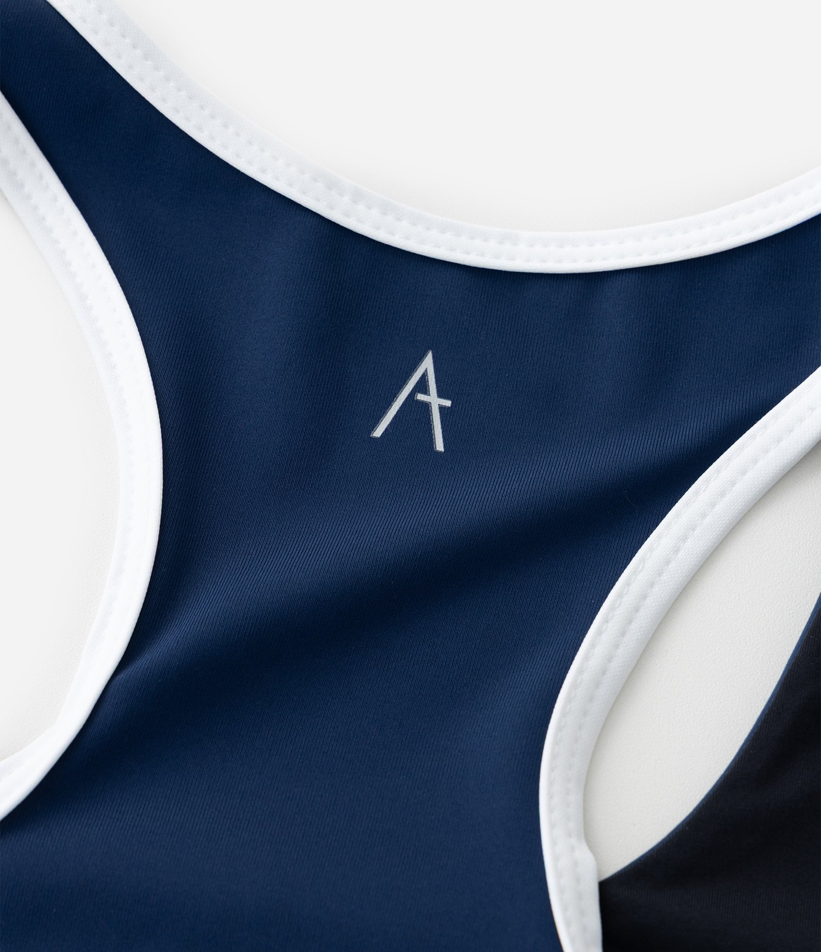 Top Esportivo com Tecnologia Dry e Detalhes Contrastantes Curve & Plus Size Azul 4