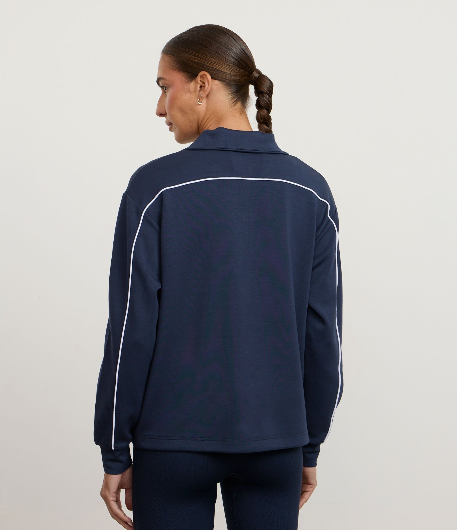 Jaqueta Esportiva em Modal com Friso Contrastante Azul 4
