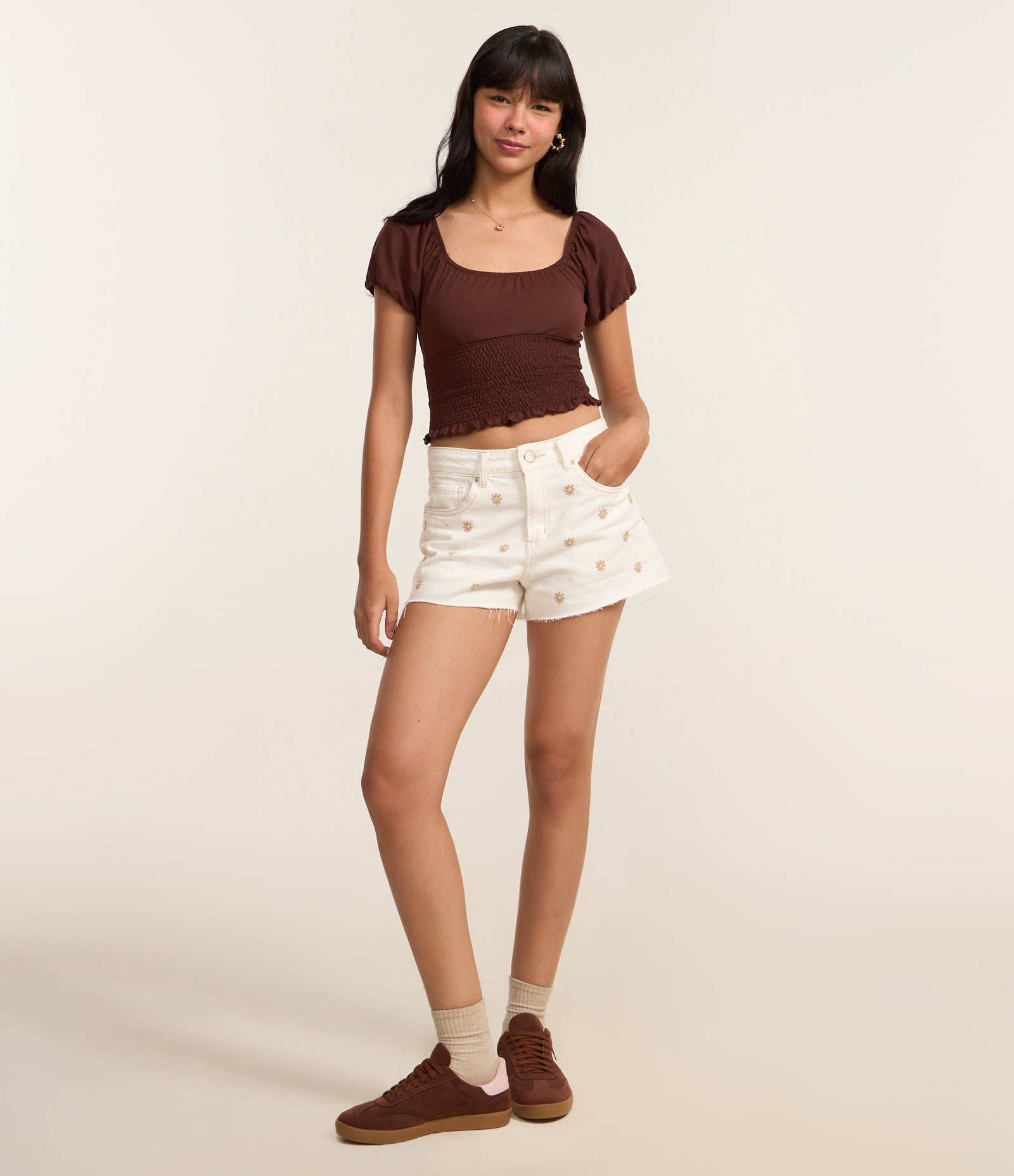 Blusa com Lastex e Manga Bufante Marrom 2