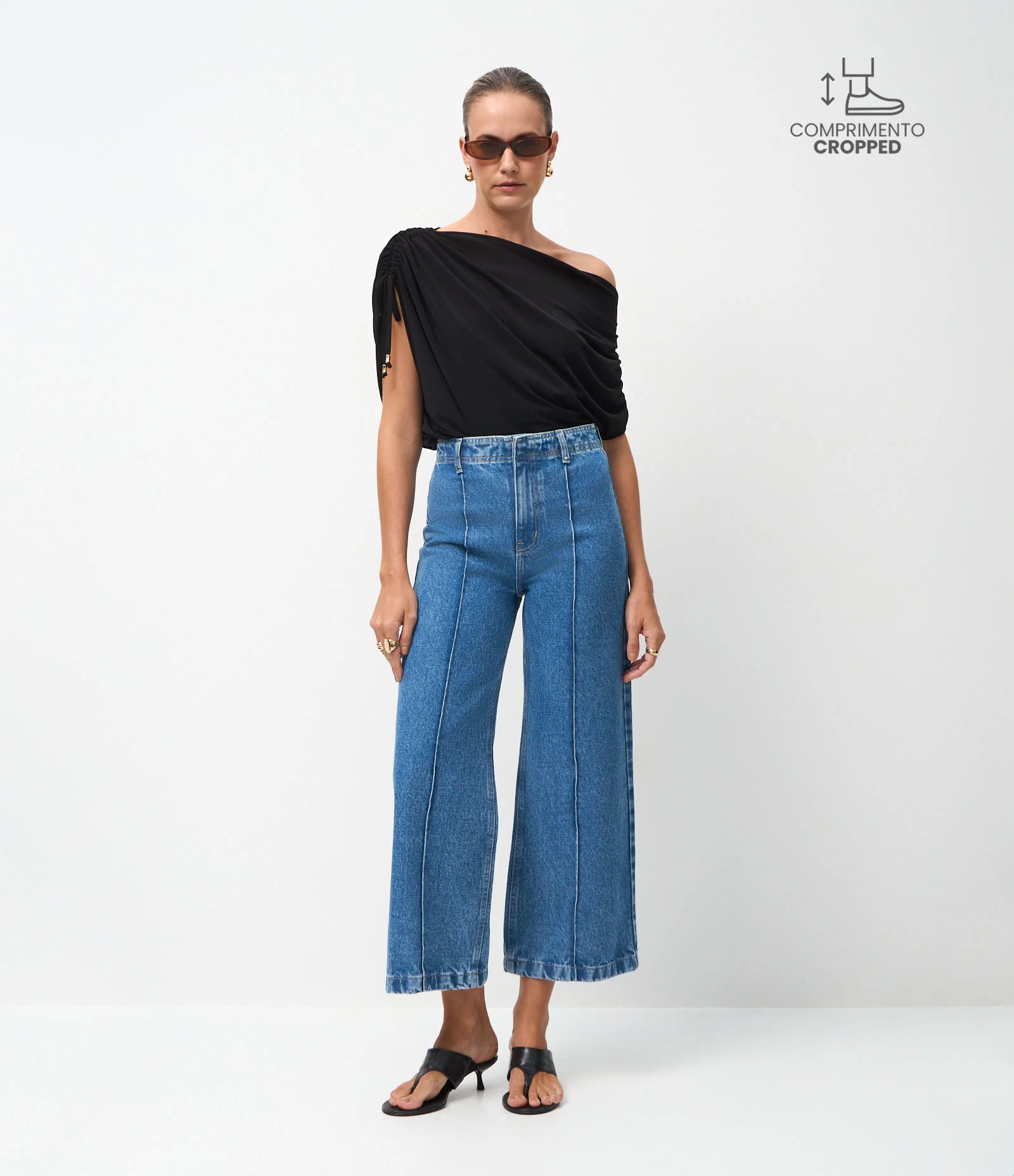 Calça Wide Leg Cropped em Jeans com Cós Alfaiatado em Cintura Alta